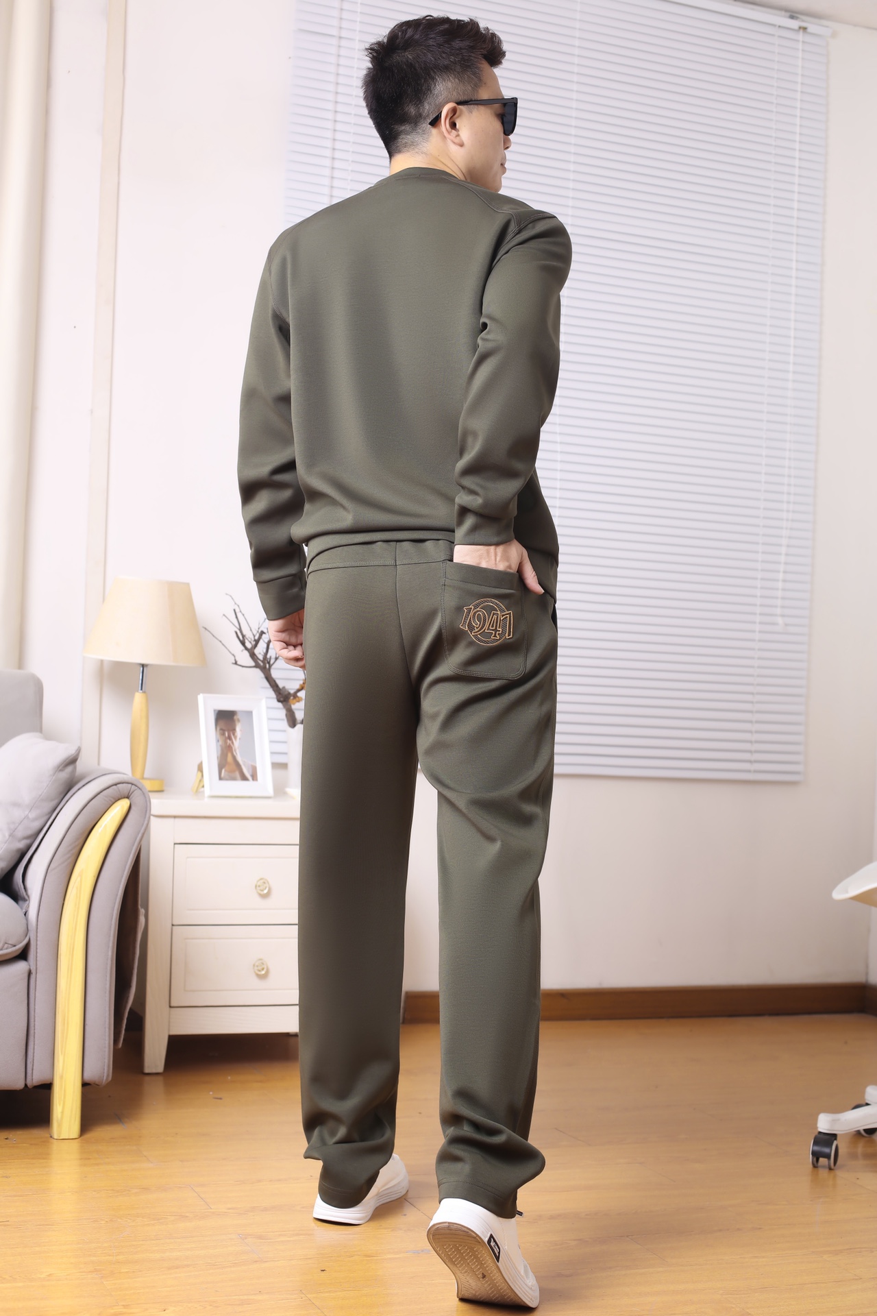 New Men’s Clothes: CD Diamond Autumn 2000 Collection with Classic Style - 图片 9