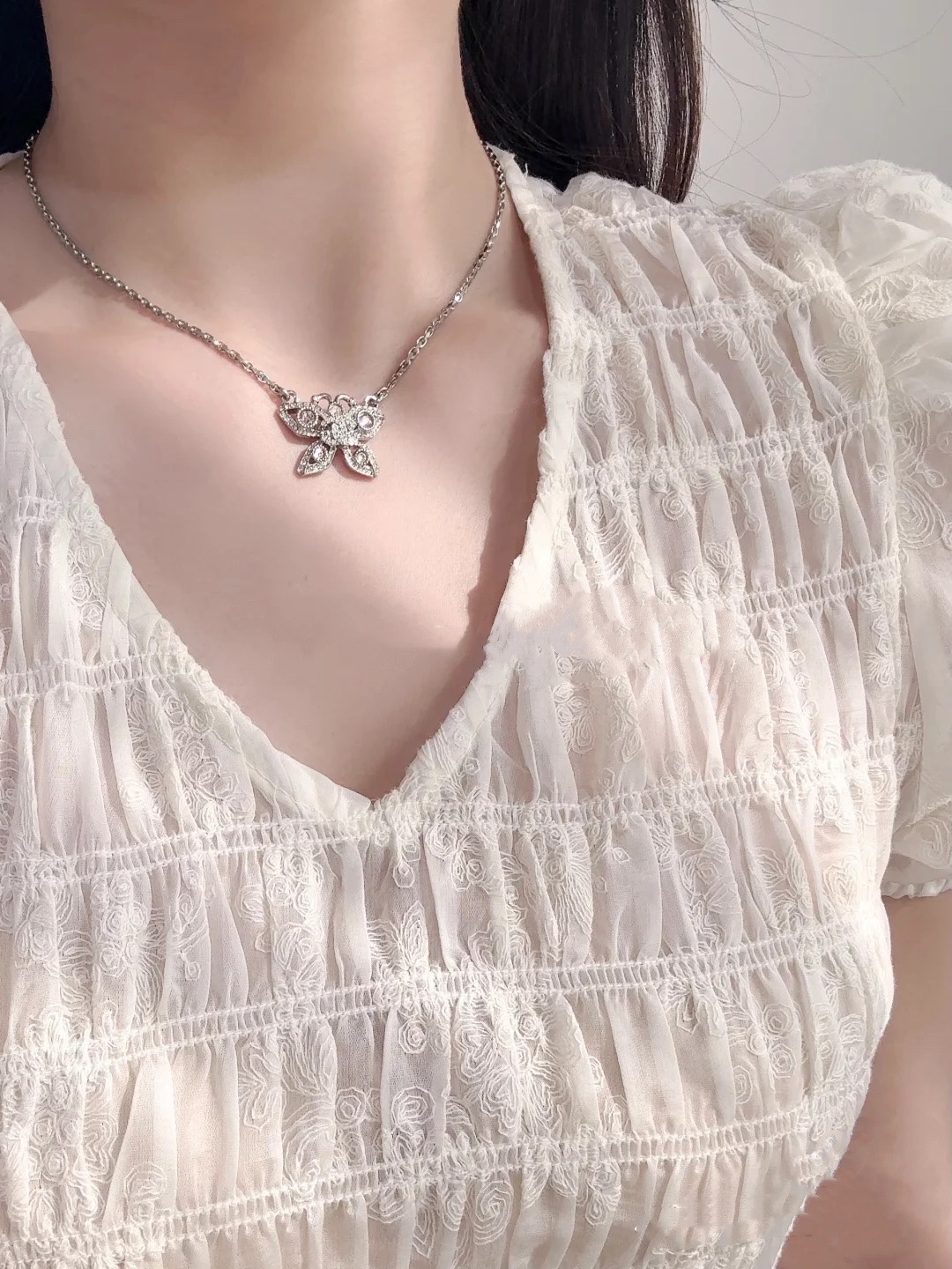【今日新款】编码N1093   
🛍香奈儿项链热销款🔥爆上新🆕🆕🆕一致专柜🆕，专柜同步
😎CHAN 25