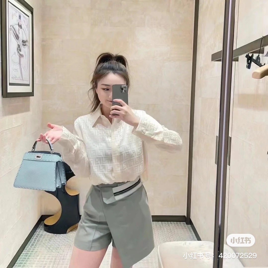 NO:588878,Classic and versatile,,alexander wang19860909经典百搭,,alexander wang,Women's clothing