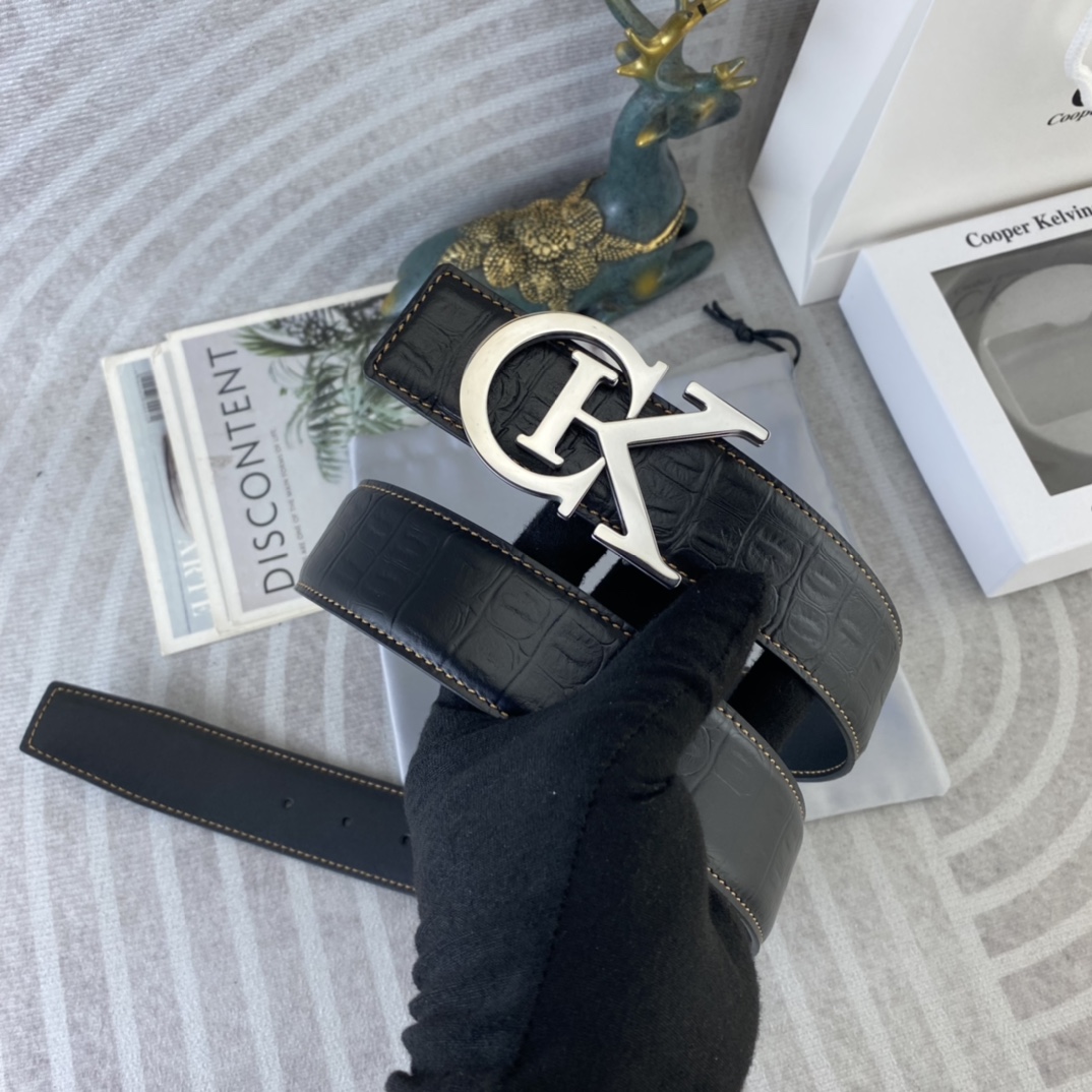 CK 💕 特种皮腰带系列 ，原厂五金精品不锈钢扣，手感柔软舒适 宽3.8CM。