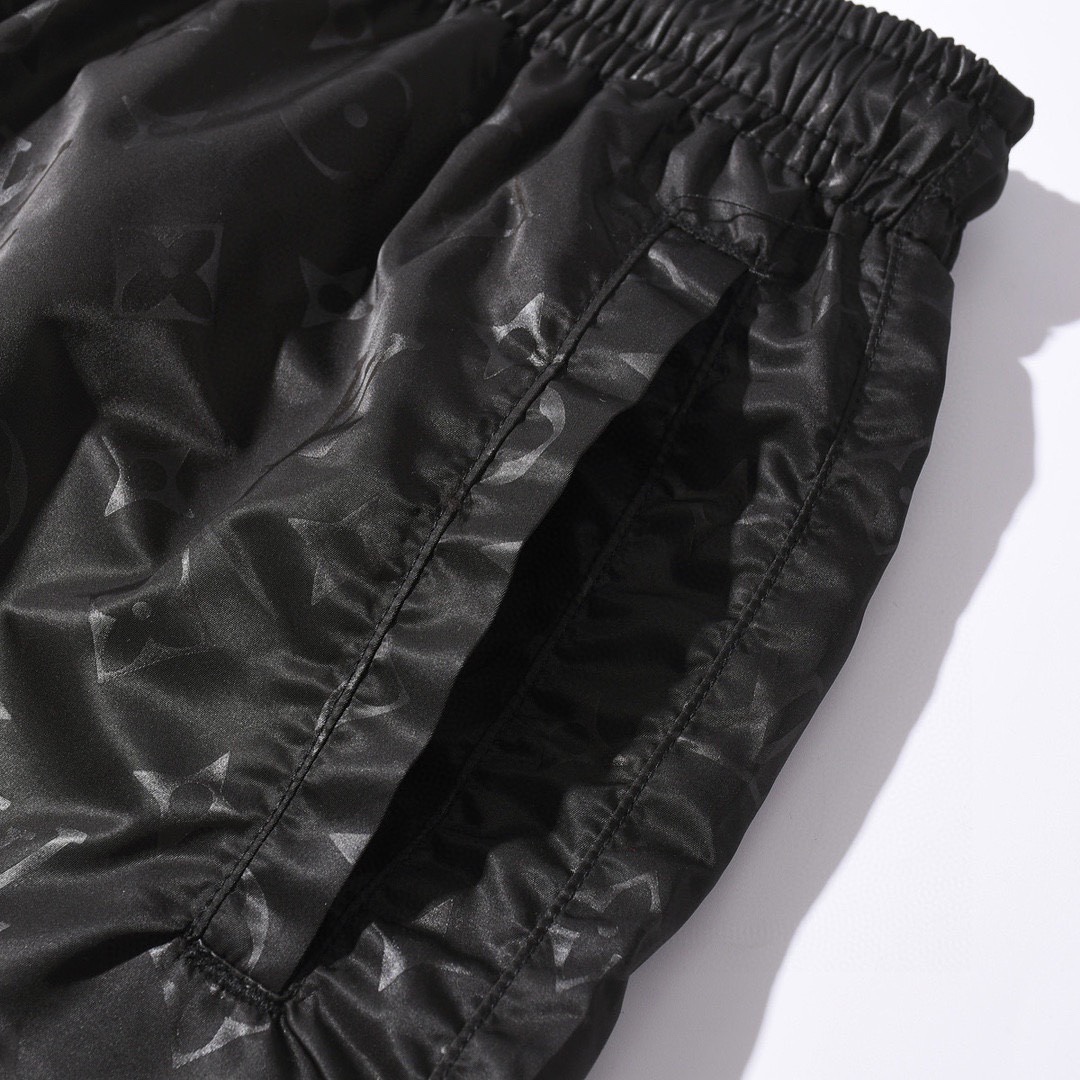 路易威登/Louis Vuitton 夏季新款 经典满印老花尼龙沙滩裤 白色/黑色-Chinese UA Cheap High Quatity Brand Clothes Bags handbags Sneakers wholesale wholesaler seller from China Factory suppliers Fashion Clothing Shoes best Quality Beautiful Price 路易威登/Louis Vuitton 夏季新款 经典满印老花尼龙沙滩裤 白色/黑色