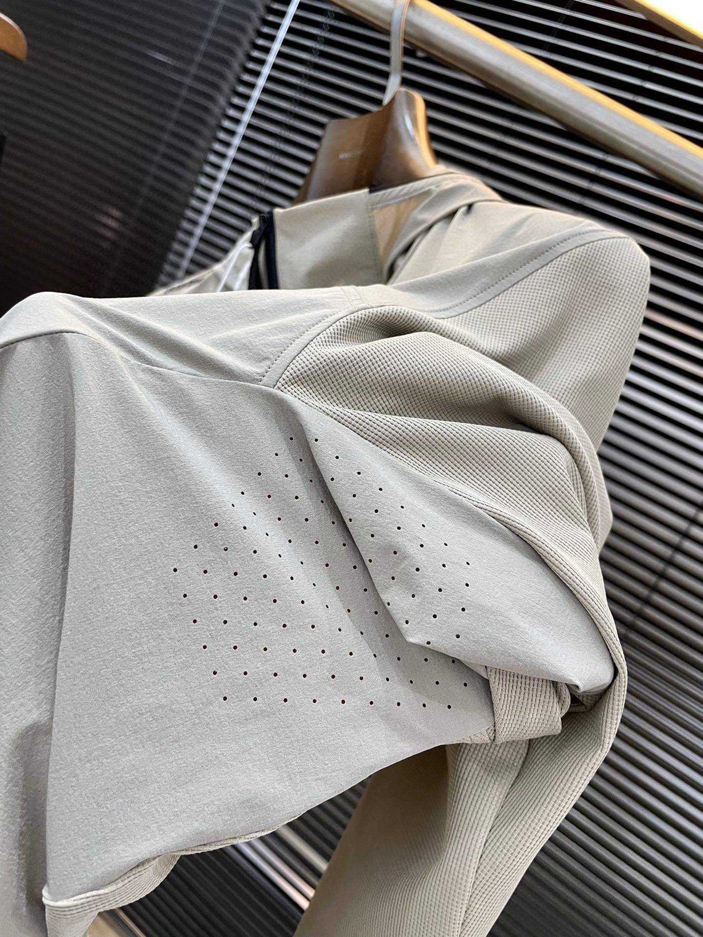 2025 Spring Fashion Recommendation: Loewe’s Stylish Polylithic Fiber Jacket - 图片 7