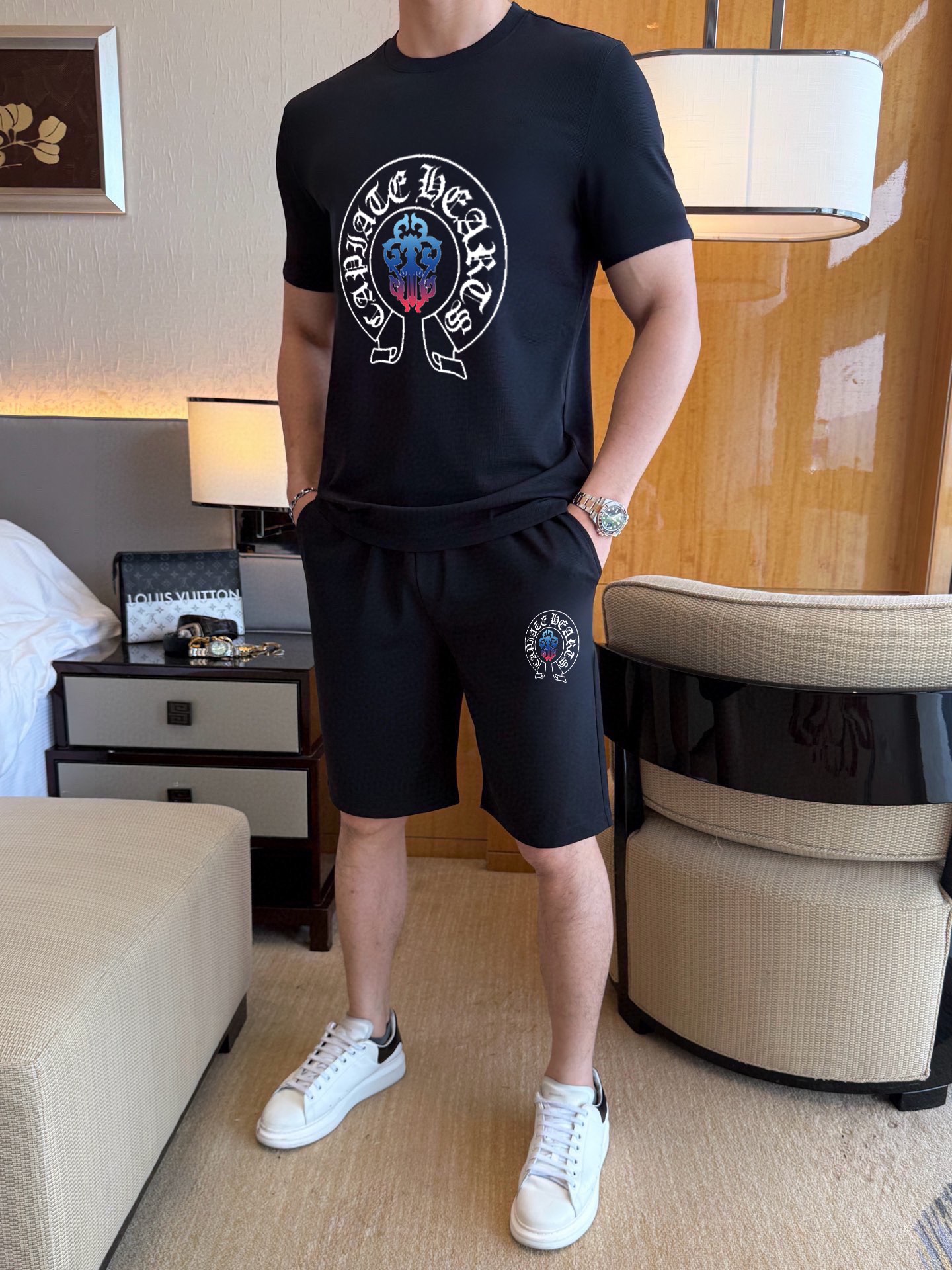 Chrome Hearts 品牌【ChampionHearts 克罗心】 2025新款男士短袖短裤套装 销售 市面高端版本 手感细腻柔软 让你穿着更加舒适 立体裁剪版型超赞 尺码:M-5XL下单请报身高体重