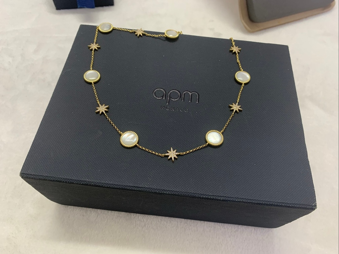 APm Monaco白母贝Météorites项圈项链金黄色饰品礼物。