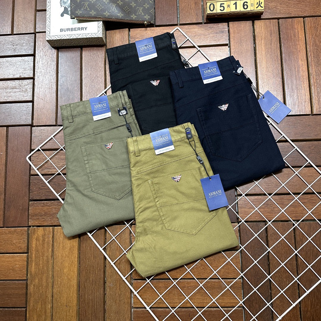 NO:458558,Armani New style and new products available in counters. The original 1:1 product for physical store top casual pants, suitable for all ages. The highest version of European imported fabrics is comfortable, soft and skin-friendly, with super cool and fashionable and versatile, straight and stylish, a must-have for the wardrobe!  Suitable for any occasion Size 29-40, Armani, Armani, Alexander wang19860909Armani 阿玛尼 新款新品 专柜有售 实体店极品休闲裤专柜原版1:1好货,适合各个年龄段.市场最高版本的欧洲进口面料.舒适柔软亲肤,上身效果超级棒时尚百搭,笔挺有型,衣橱必备！适合任何场合穿着 尺码29-40,,armani,armani,alexander wang,Men's clothing