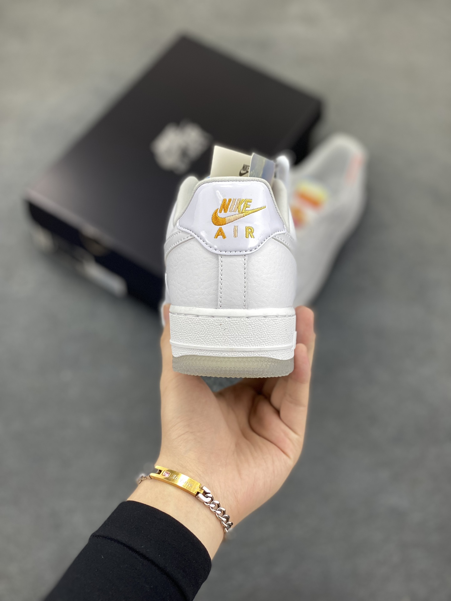 图片[4]-HY版本💯 Air Force 1 Low 夏日白橙 原楦头原纸板 打造纯正空军版型 #专注外贸渠道 全掌内置蜂窝气垫 #原盒配件 原厂中底钢印、拉帮完美 货号：IB8875-111 尺码：36 36.5 37.5 38 38.5 39 40 40.5 41 42 42.5 43-选品中心