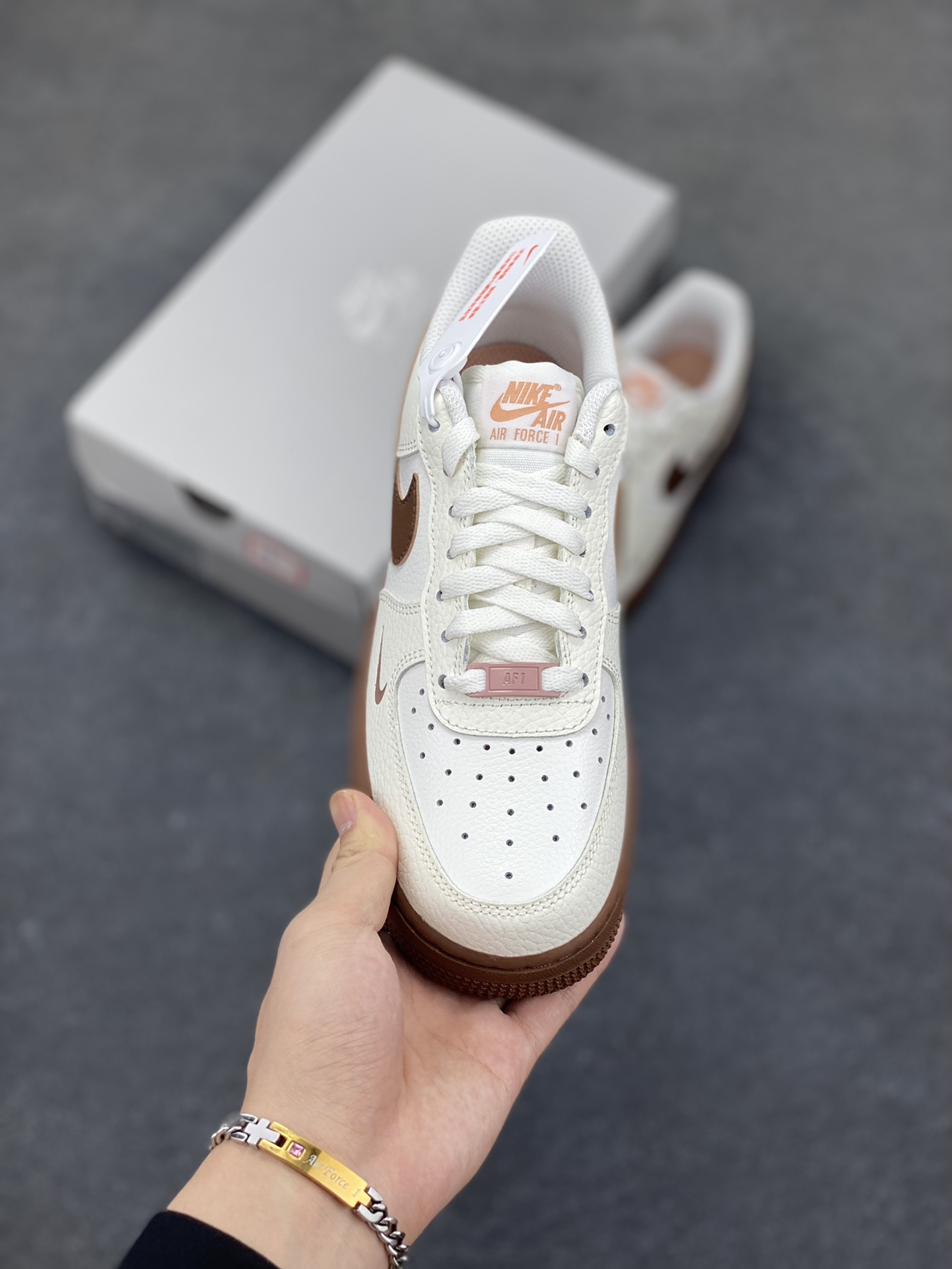 图片[2]-Air Force 1 Low 绿白勾 原楦头原纸板 打造纯正空军版型 #专注外贸渠道 全掌内置蜂窝气垫 #原盒配件 原厂中底钢印、拉帮完美 货号：IB3378-122 尺码：35.5 36 36.5 37.5 38 38.5 39 40 40.5 41 42 42.5 43 44 44.5 45-选品中心