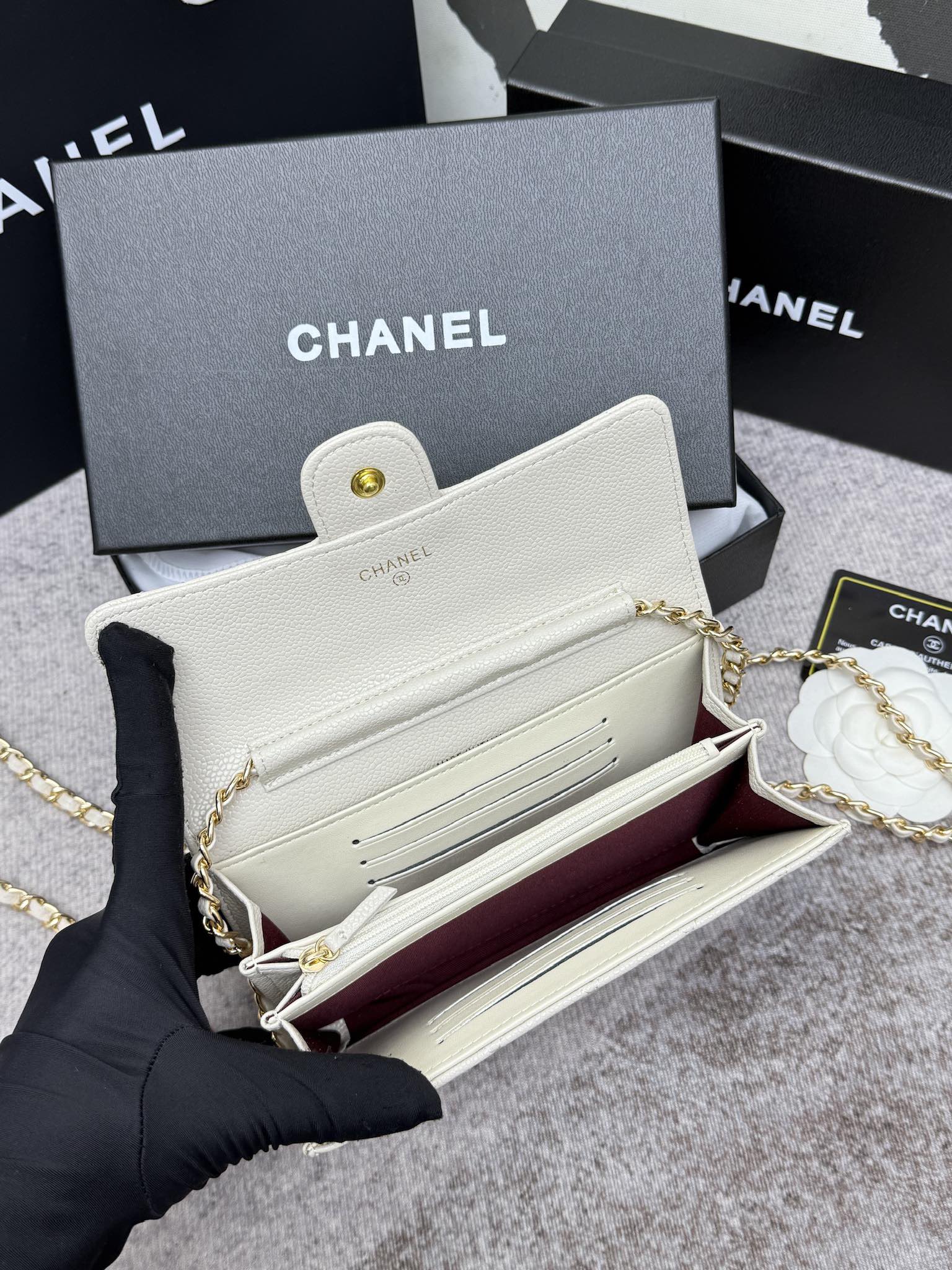 CHANEL 经典CF長款チェーンショルダーバッグ - 大容量でスタイリッシュ