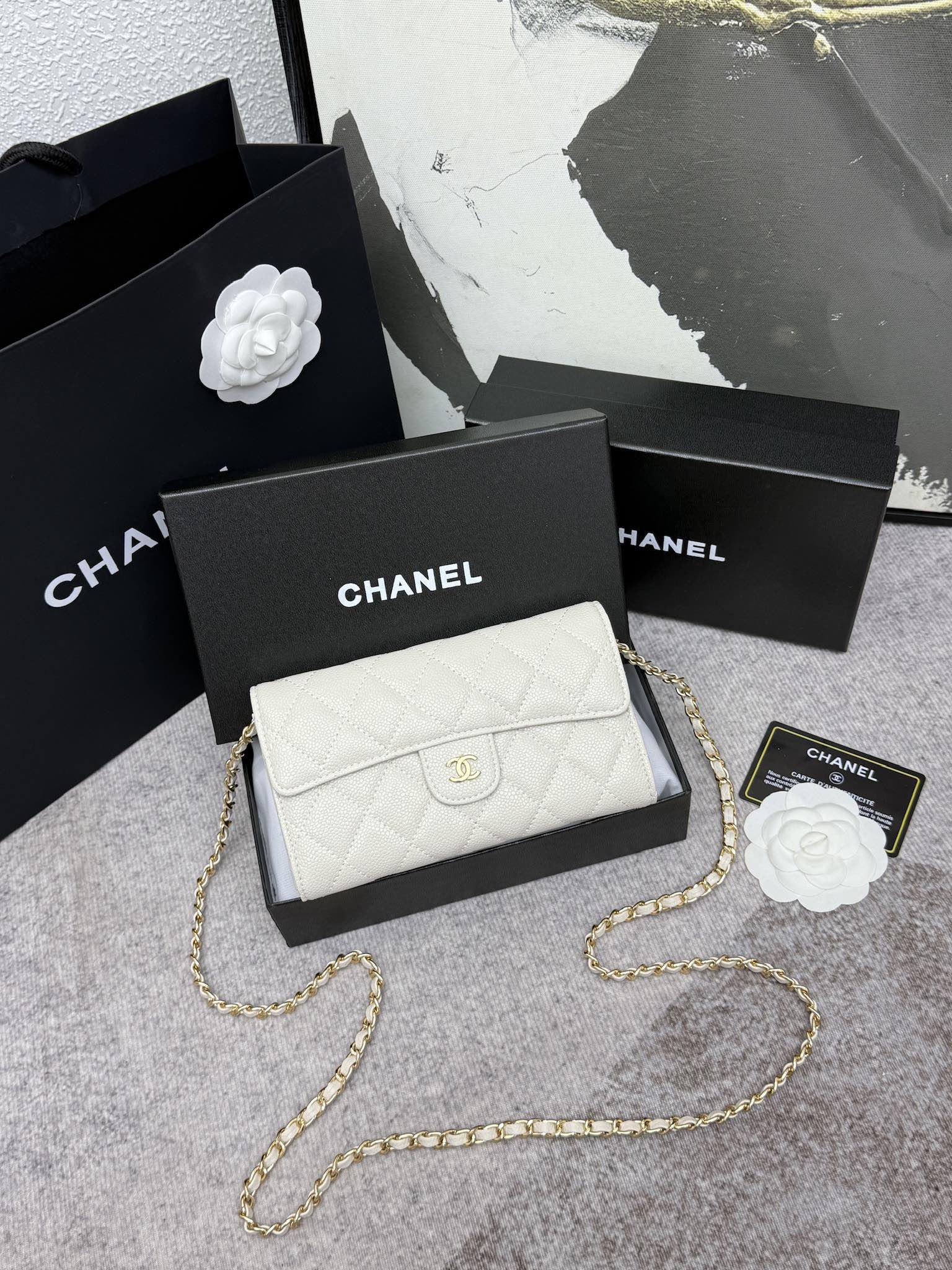 CHANEL 经典CF長款チェーンショルダーバッグ - 大容量でスタイリッシュ