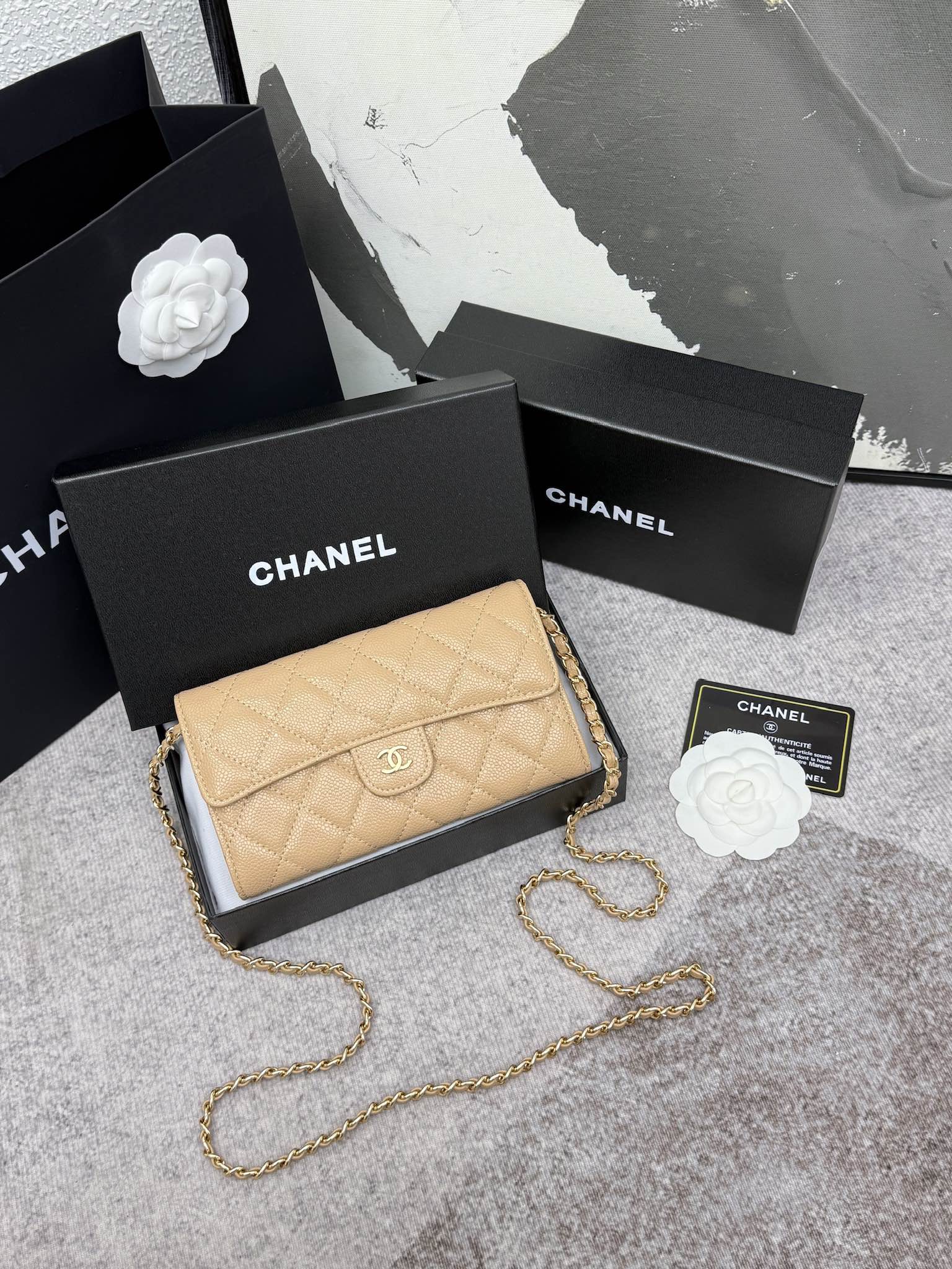 CHANEL 经典CFロングチェーンショルダーバッグ - シックな格子デザイン