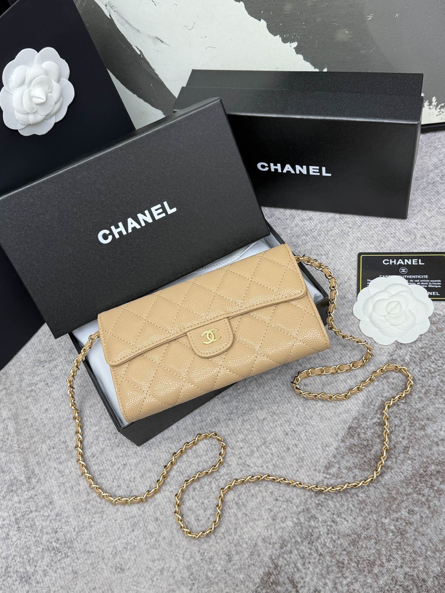 CHANEL 经典CFロングチェーンショルダーバッグ - シックな格子デザイン