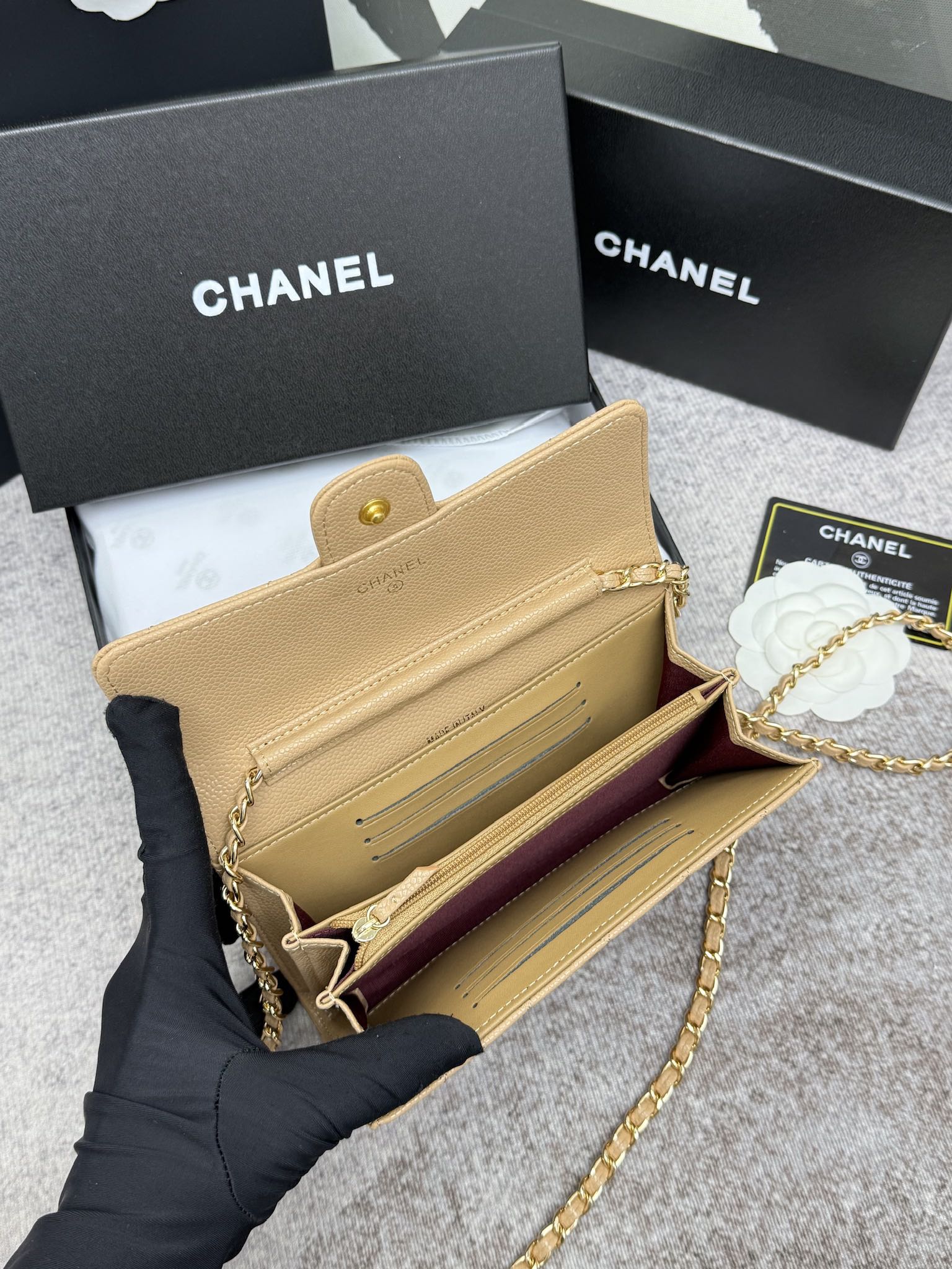 CHANEL 经典CFロングチェーンショルダーバッグ - シックな格子デザイン