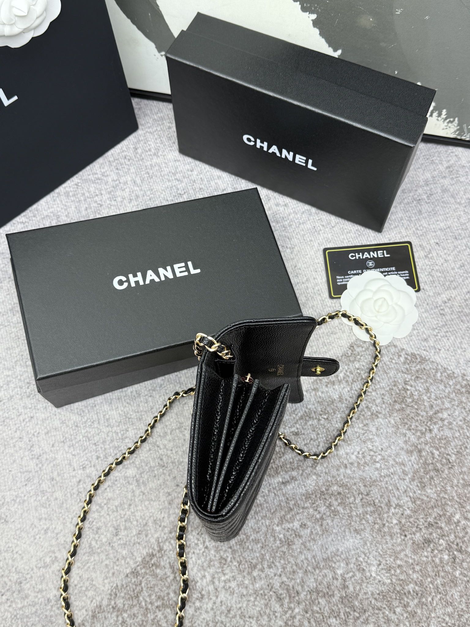 CHANEL 经典CF長款チェーンショルダーバッグ - スタイリッシュな格子模様
