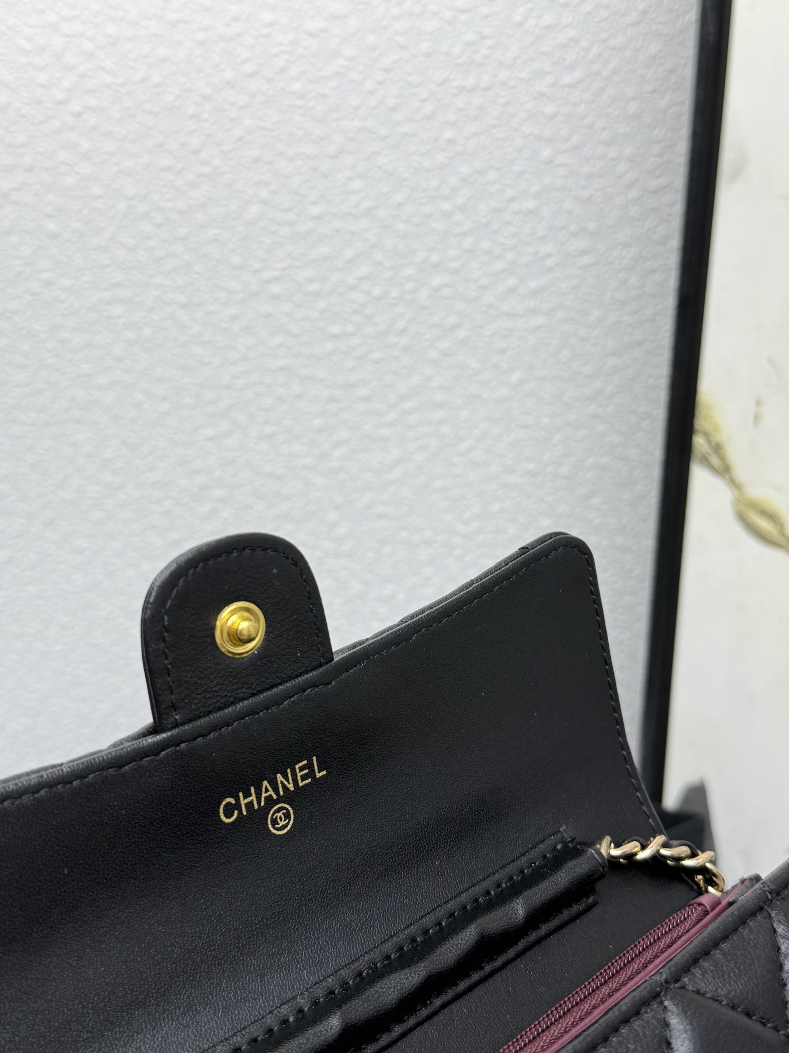 Chanel 经典CF長款チェーンバッグ - スタイリッシュな格子模様と大容量