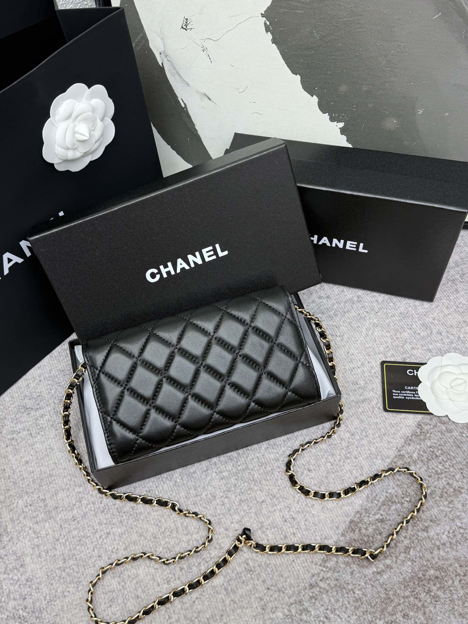 Chanel 经典CF長款チェーンバッグ - スタイリッシュな格子模様と大容量
