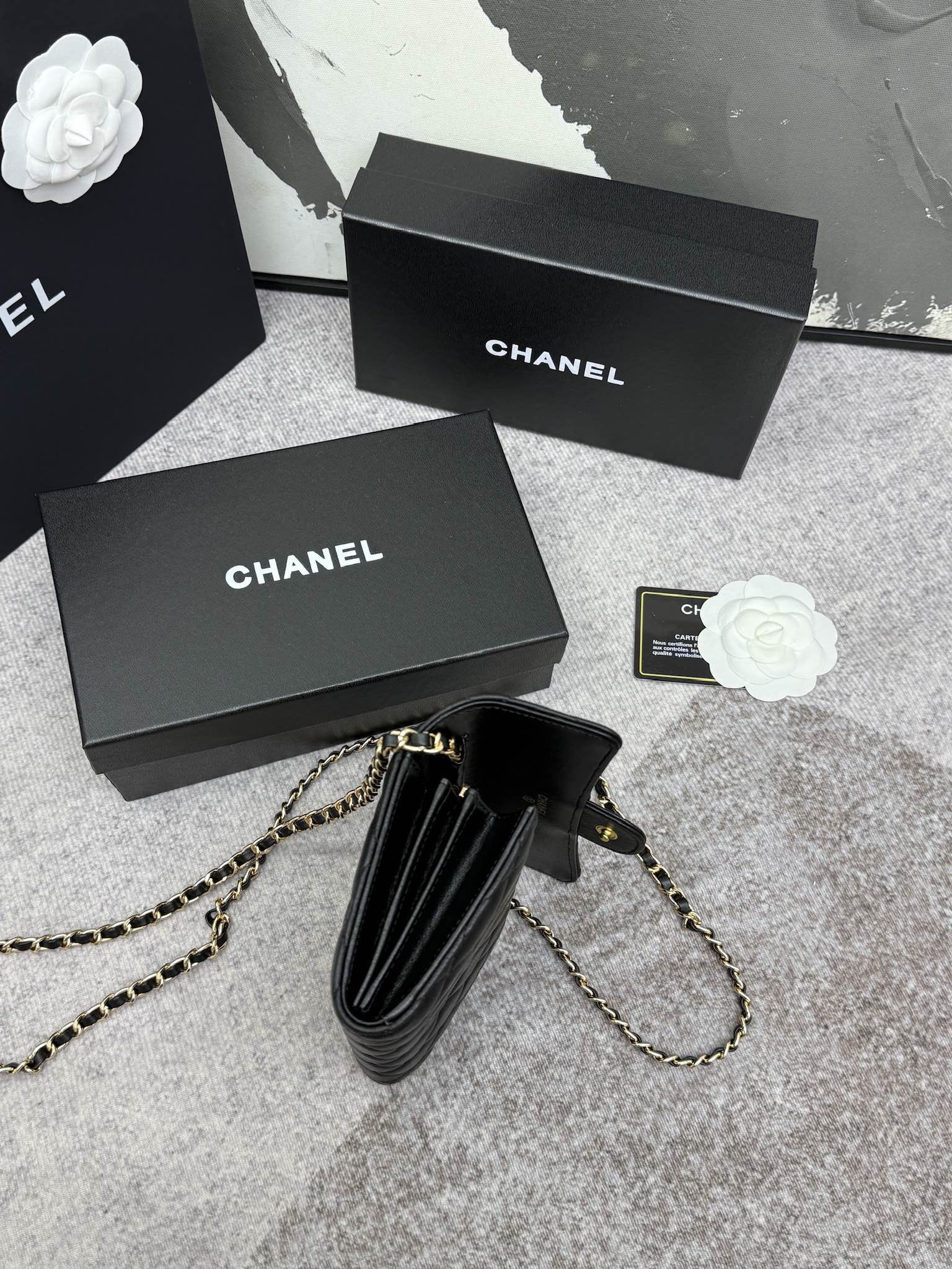 Chanel 经典CF長款チェーンバッグ - スタイリッシュな格子模様と大容量