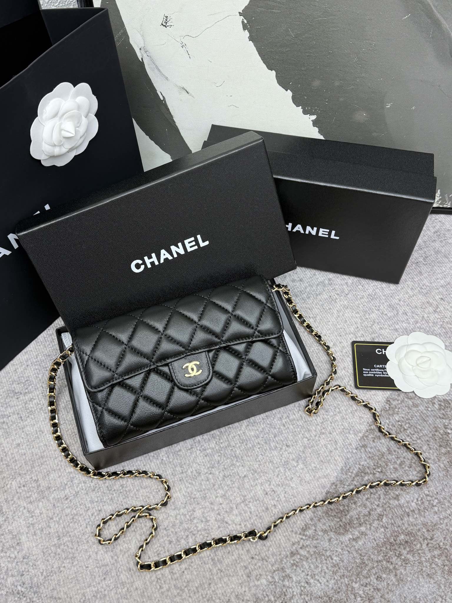 Chanel 经典CF長款チェーンバッグ - スタイリッシュな格子模様と大容量