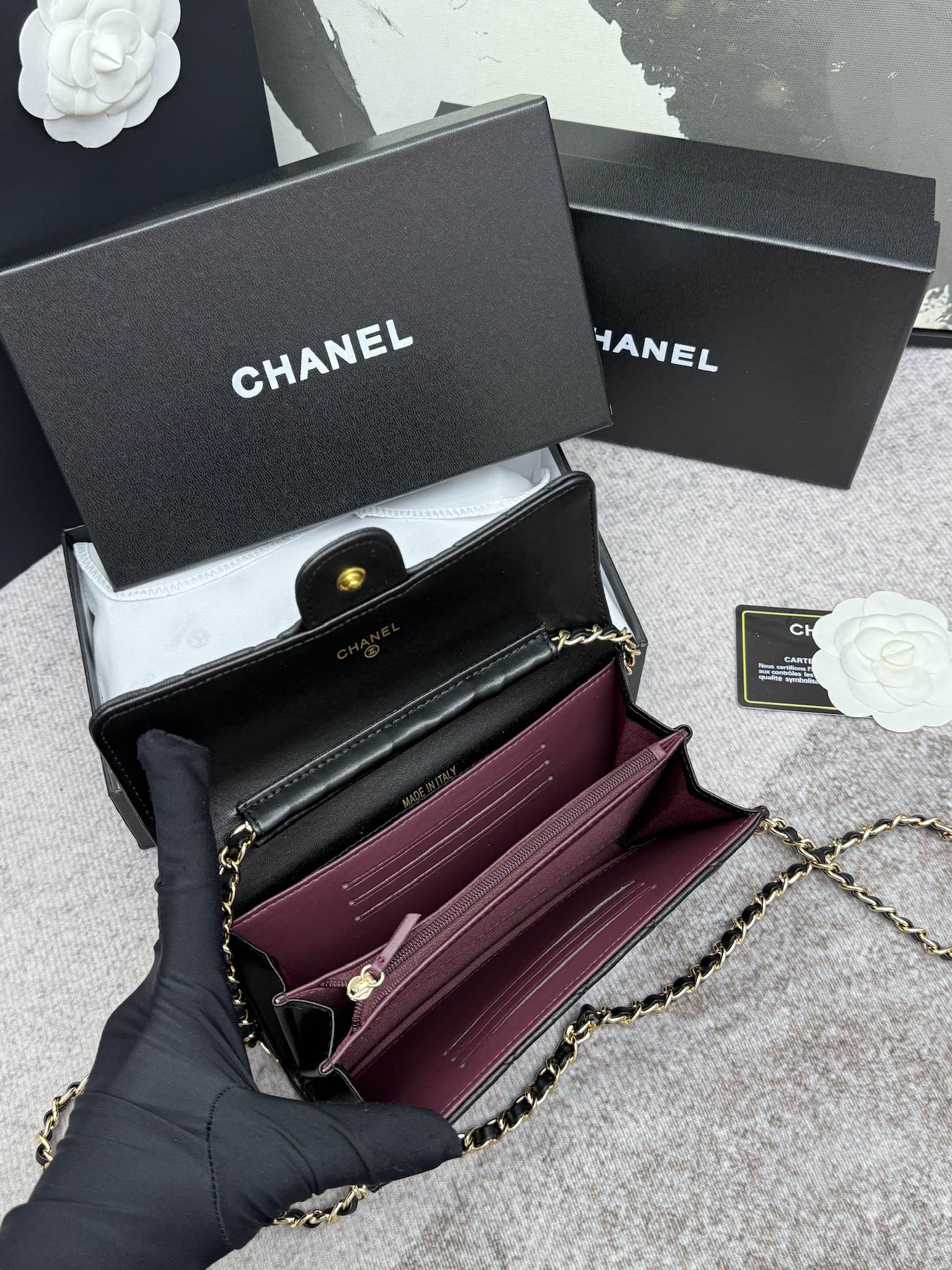 Chanel 经典CF長款チェーンバッグ - スタイリッシュな格子模様と大容量