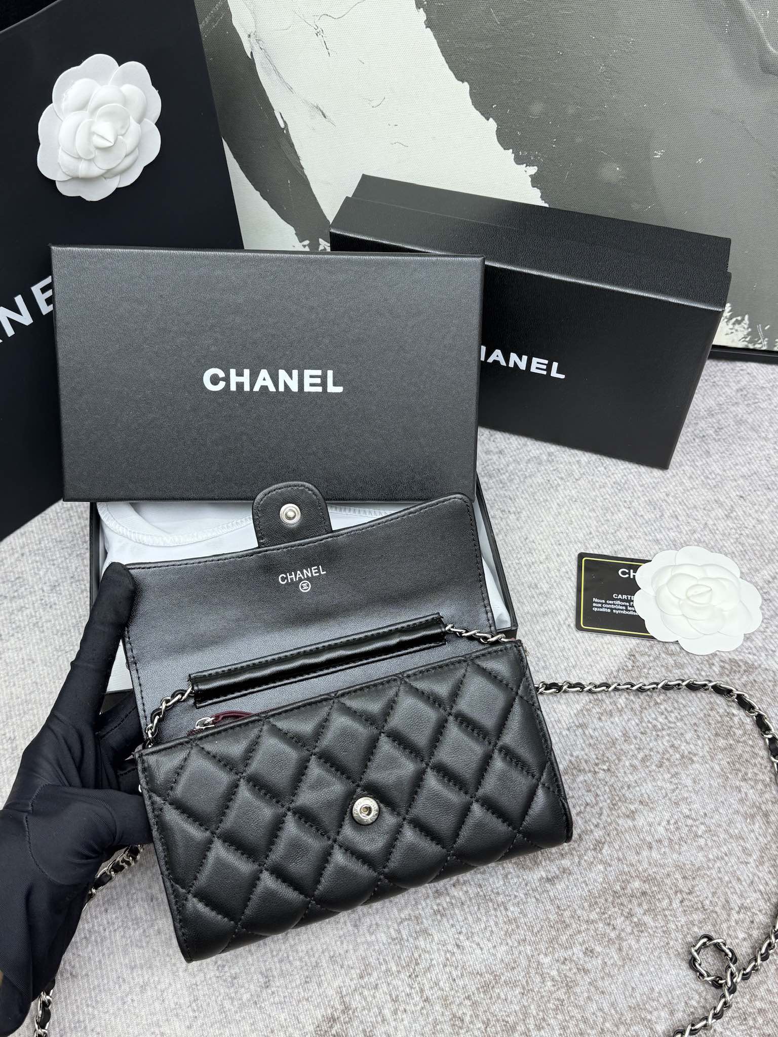 CHANEL 经典CF長款チェーンショルダーバッグ - おしゃれな格子模様と大容量