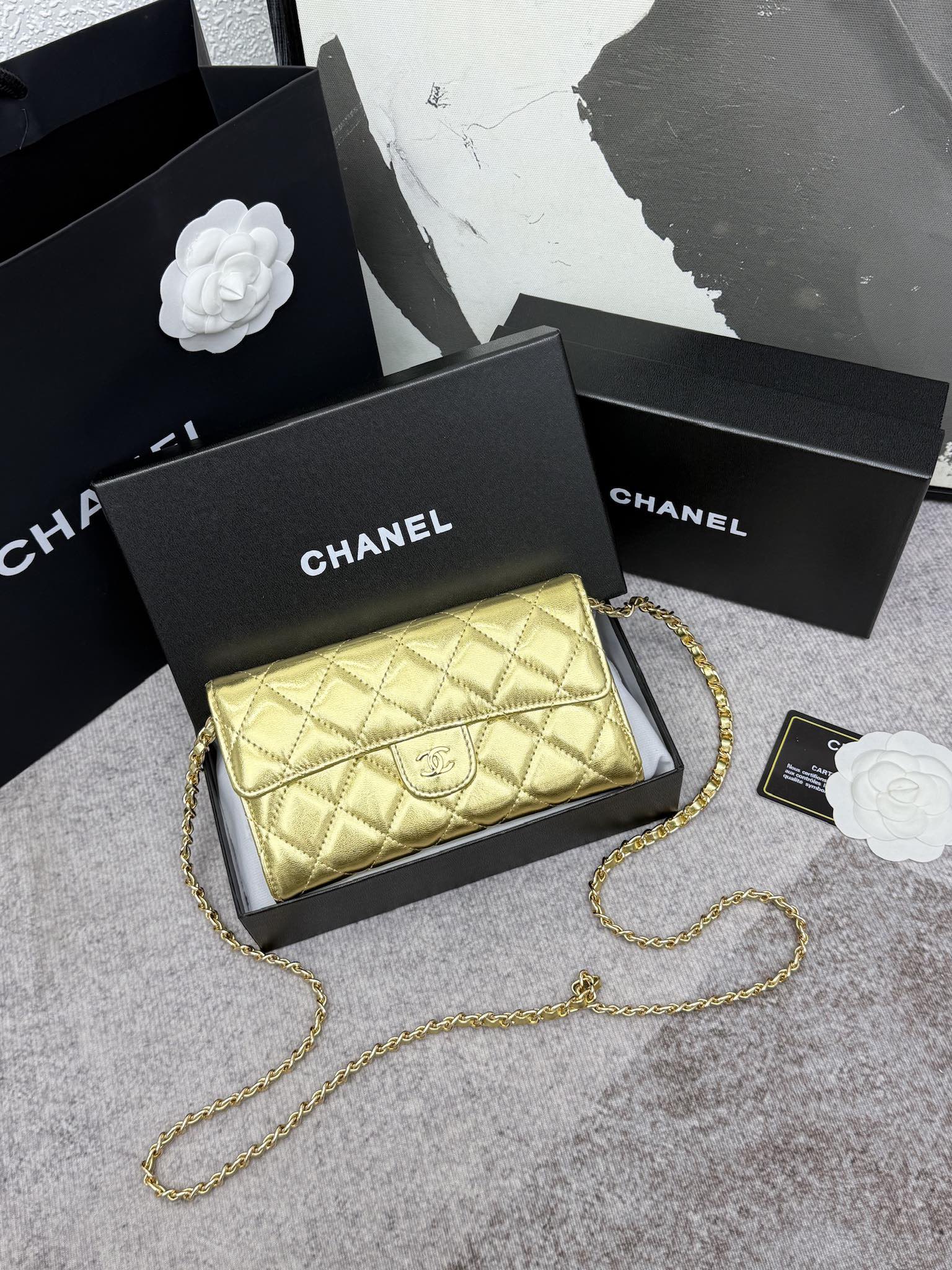 CHANEL 经典CF長款チェーンショルダーバッグ - スタイリッシュな格子模様と大容量