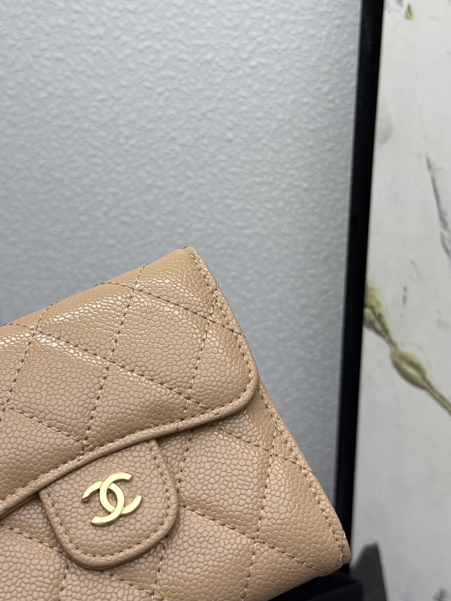 CHANEL牛皮CF短三折財布 - 6カードスロット＆小銭入れ付き