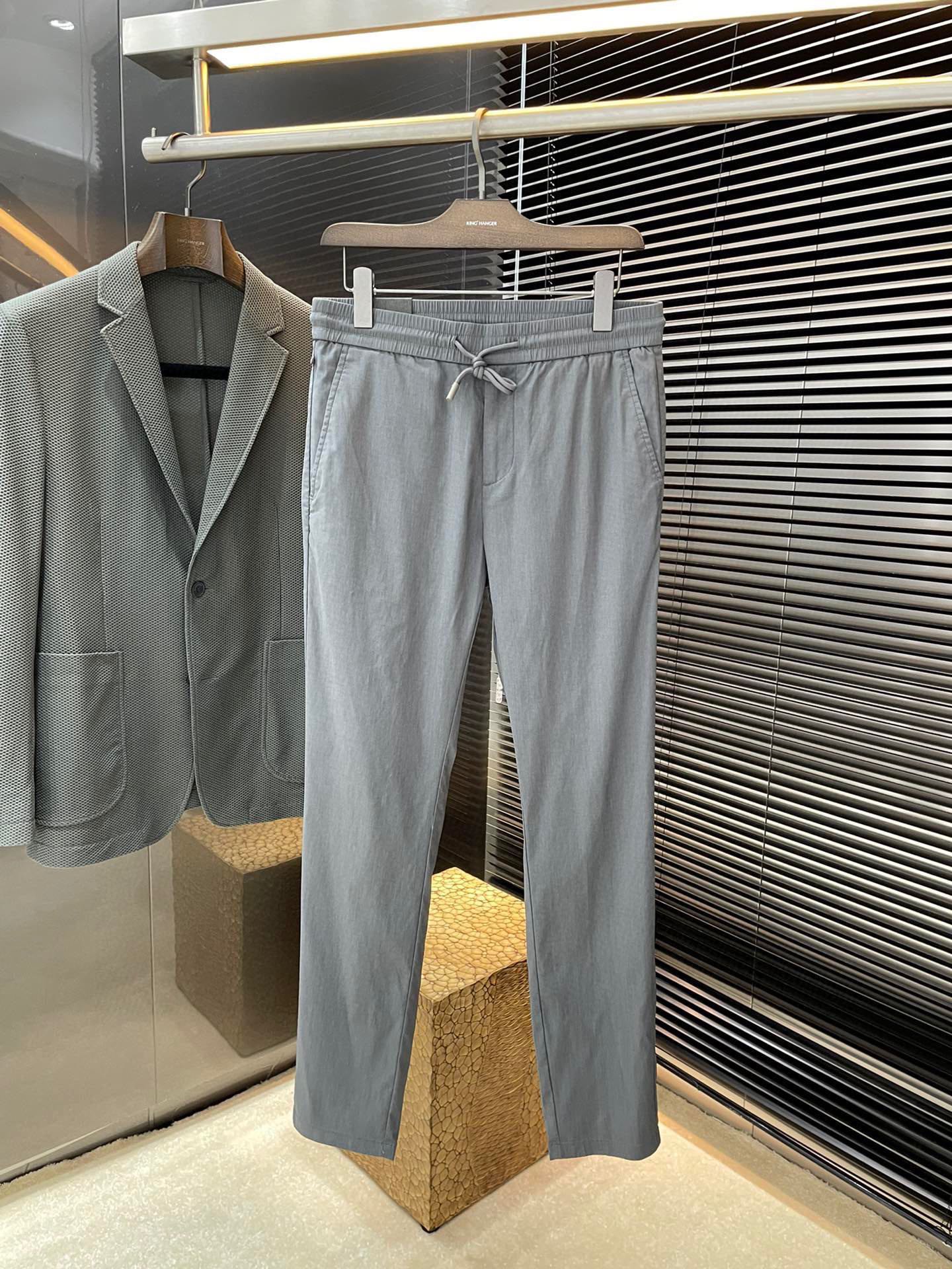 NO:452482,P Gucci (Gucci) summer new style, the latest casual pants. The original pants are casual and versatile, casual and lazy, customized original flax fabric, full of comfort. High-end and atmospheric, does the summer taste have? First choice. Number 31-40 (37 39) purchasing level... Shipping the next day, gucci, gucci, alexander wang19860909P Gucci（古驰）夏季新款,最新休闲裤.原版裤型上身休闲百搭、随性慵懒范,定制原版素纤维亚麻面料,舒适感爆棚.高端大气,夏天的味道有没有,首选 .码数 31-40（37 39）代购级别……隔天出货,,gucci,gucci,alexander wang,Men's clothing