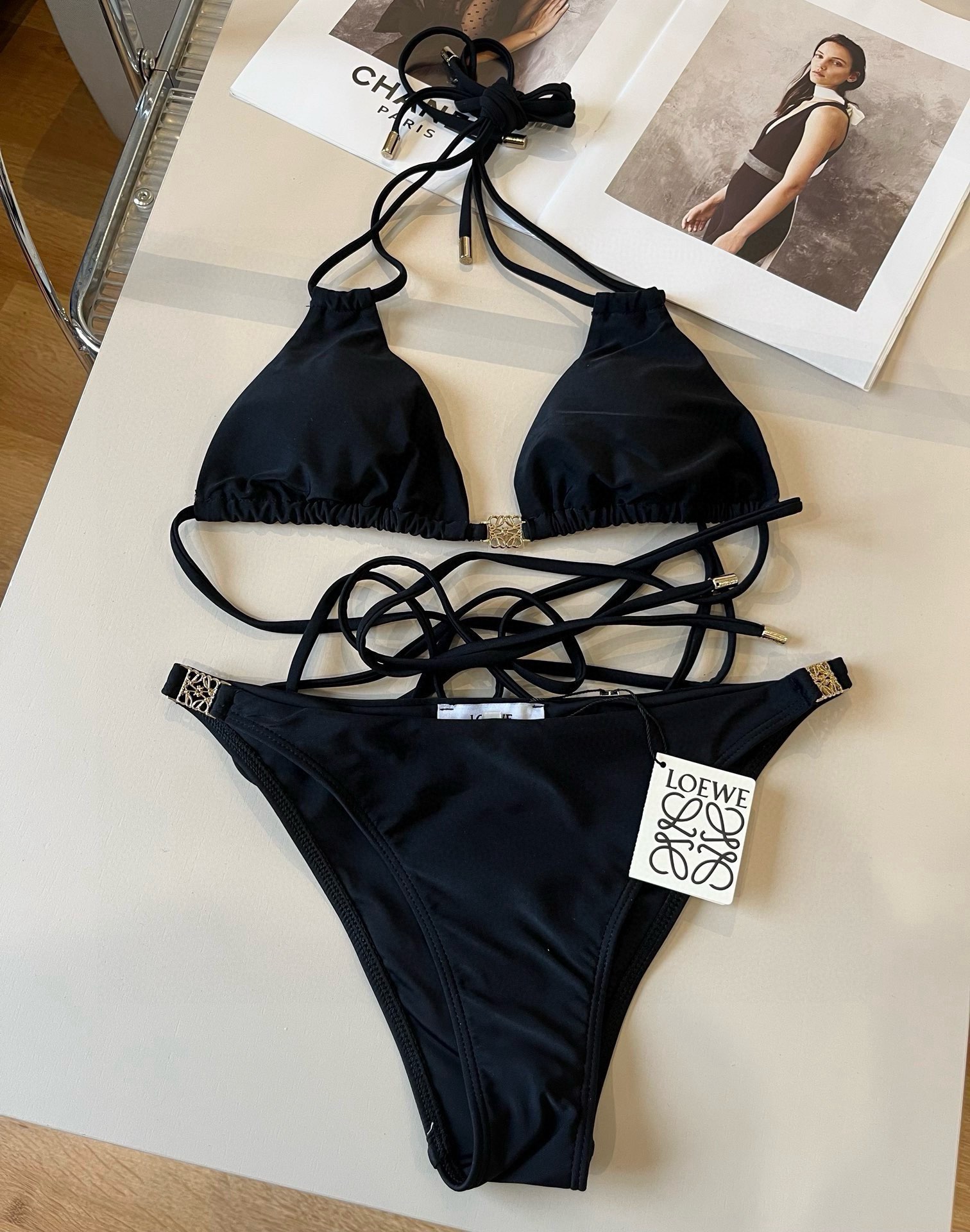  🆕
新款分体对版五金😍🥰适合多种场景的游泳衣🏊‍♀️海边 游泳池 温泉 水上乐园 漂流都可以😌内搭也完