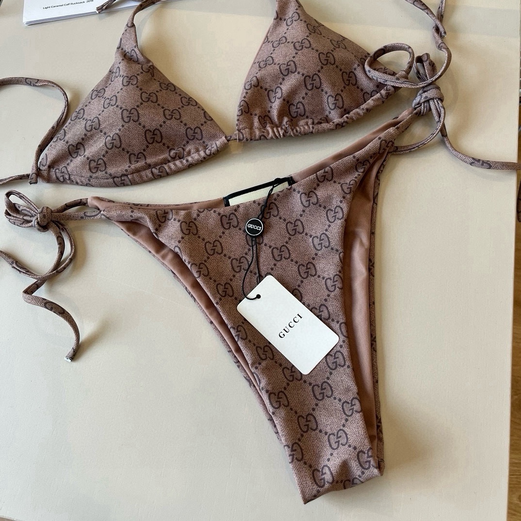  🆕

Gucci古奇比基尼👙，分体泳衣，S M L XL