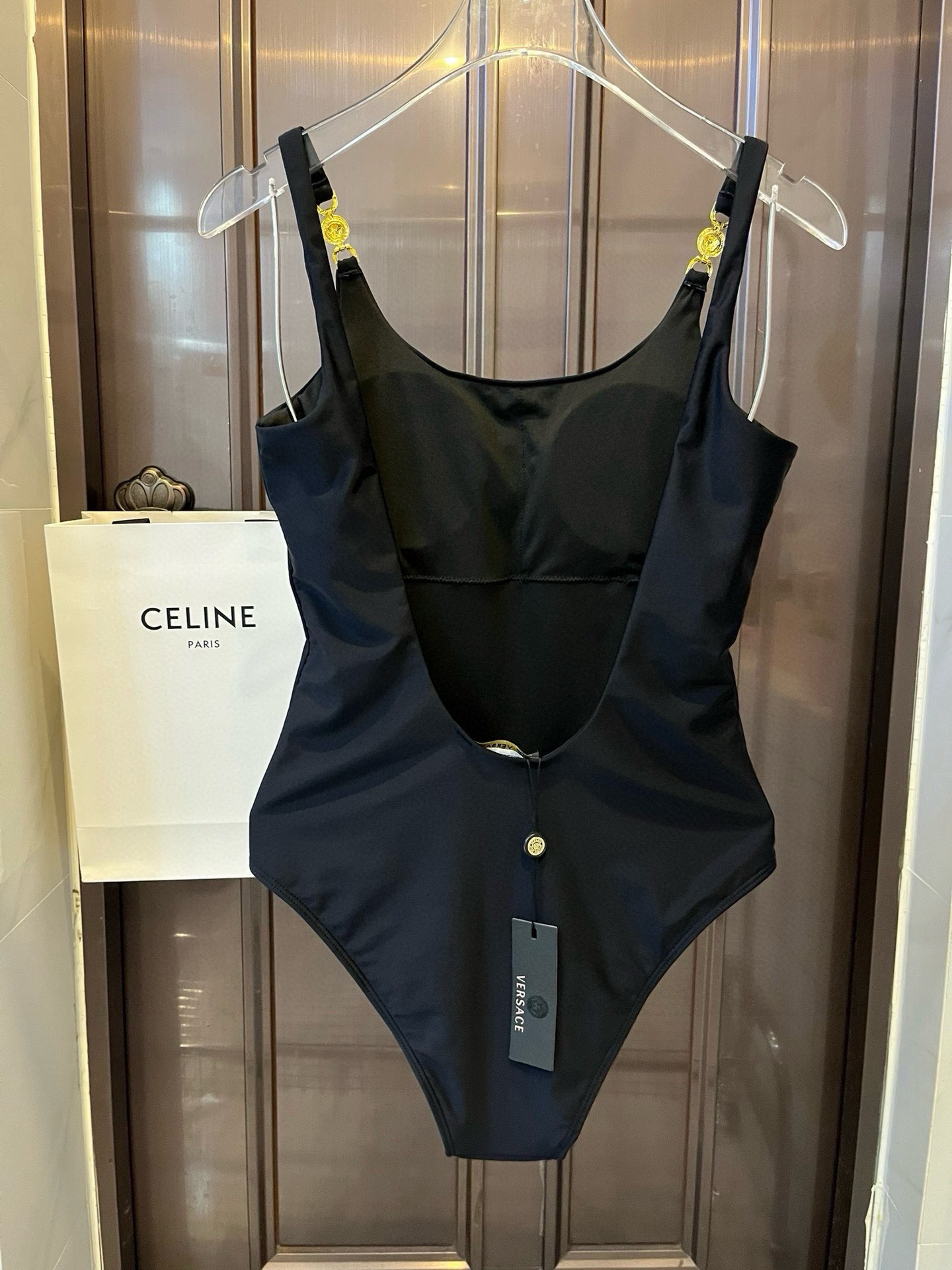 。
范思哲官方新款泳衣比基尼👙，高端定制，S M L XL