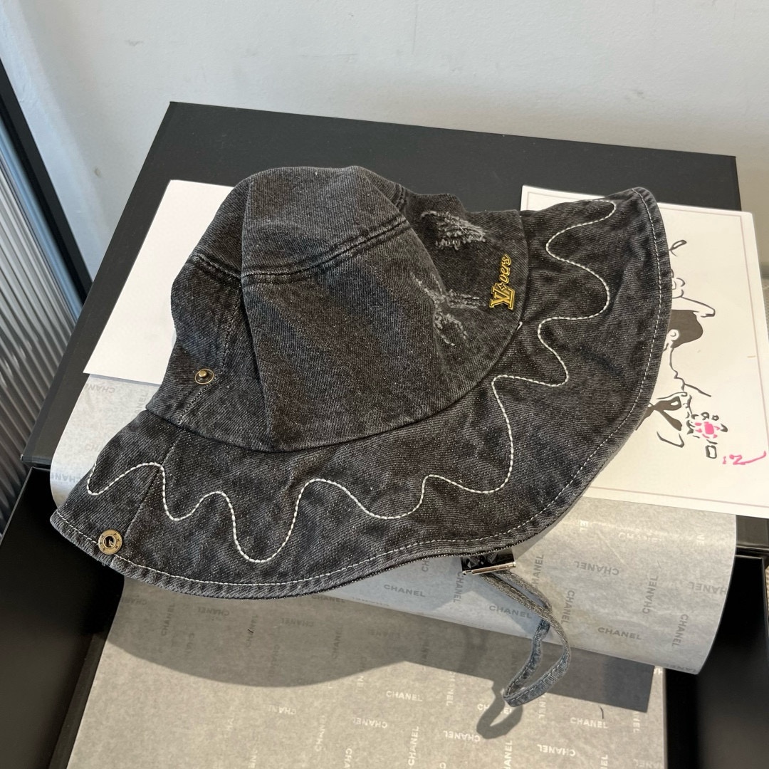 NO:356411,LV cowboy fisherman hat, head circumference 57cm hat, straw hat fisherman hat baseball hat, hat, louis vuitton, espadrilles, hatsLV牛仔渔夫帽,头围57cm帽子草帽渔夫帽棒球帽,帽子,louis vuitton,espadrilles,hats,hat