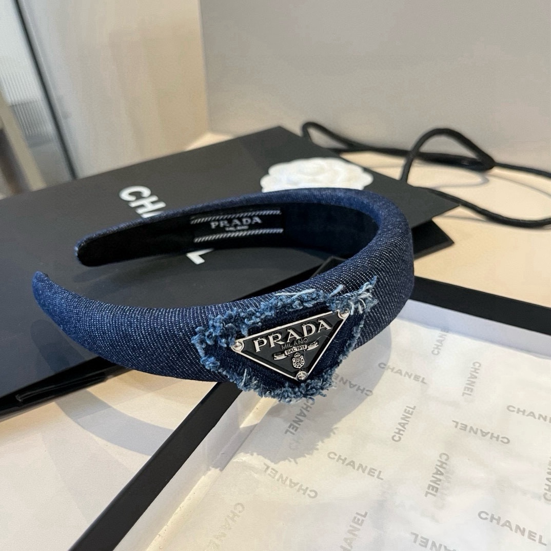 🆕
PRADA普拉达发箍