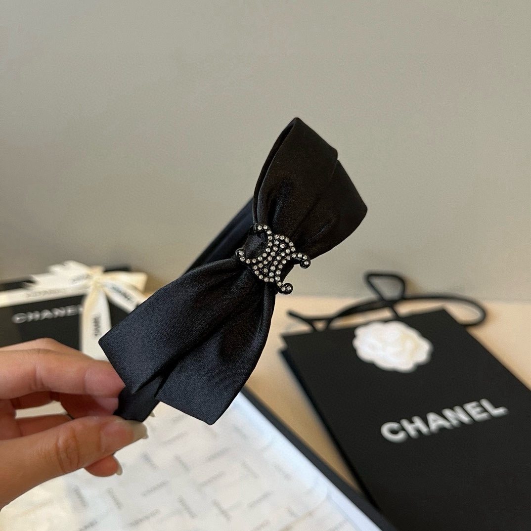 🆕

赛琳新款发箍