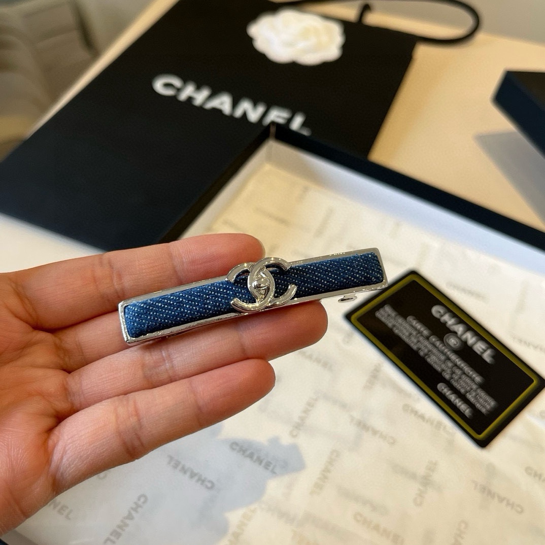 🆕《单个》


Chanel香奈儿发夹
