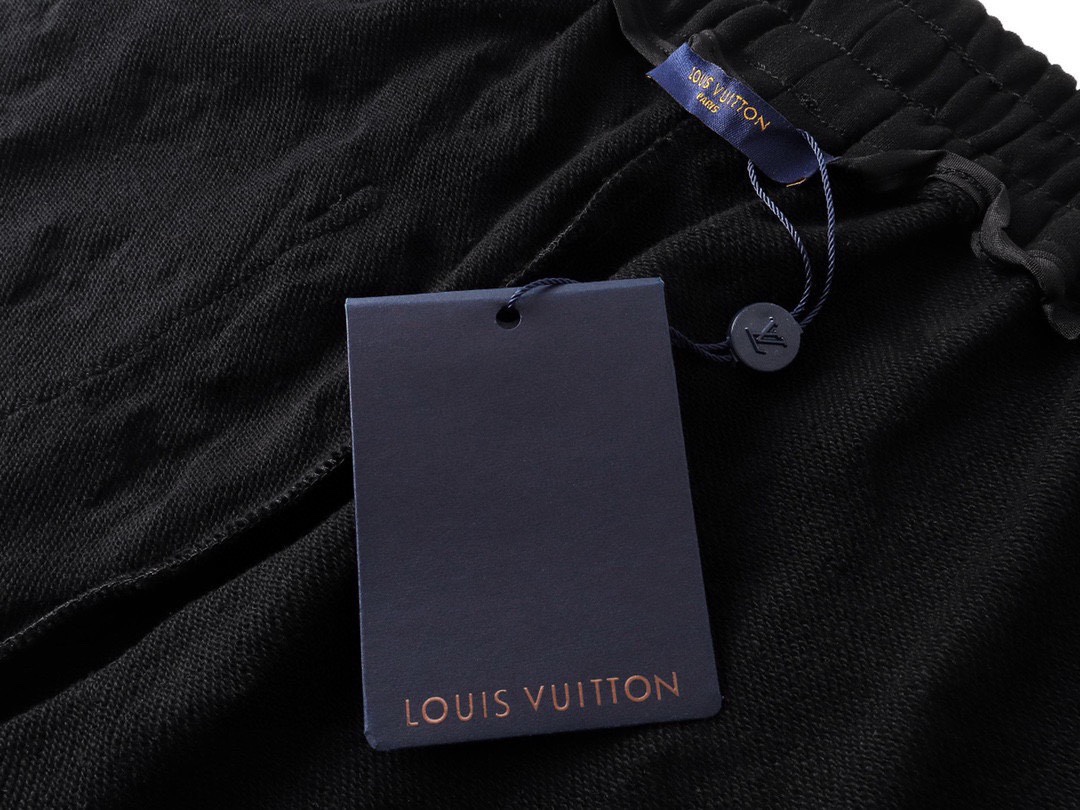 路易威登/Louis Vuitton 夏季新款 老花发泡印花休闲短裤 黑色-Chinese UA Cheap High Quatity Brand Clothes Bags handbags Sneakers wholesale wholesaler seller from China Factory suppliers Fashion Clothing Shoes best Quality Beautiful Price 路易威登/Louis Vuitton 夏季新款 老花发泡印花休闲短裤 黑色