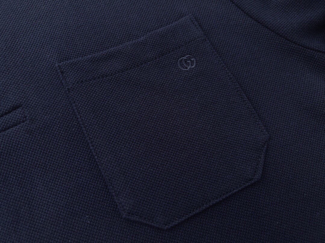 古驰/Gucci 夏季新款 经典字母刺绣红绿条纹翻领短袖Polo衫 藏蓝色-Chinese UA Cheap High Quatity Brand Clothes Bags handbags Sneakers wholesale wholesaler seller from China Factory suppliers Fashion Clothing Shoes best Quality Beautiful Price 古驰/Gucci 夏季新款 经典字母刺绣红绿条纹翻领短袖Polo衫 藏蓝色