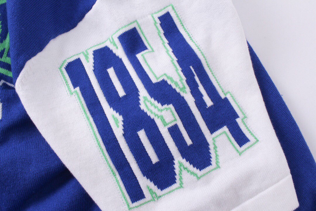 路易威登/Louis Vuitton 夏季新款 蓝白拼接复古字母针织圆领短袖 蓝色-Chinese UA Cheap High Quatity Brand Clothes Bags handbags Sneakers wholesale wholesaler seller from China Factory suppliers Fashion Clothing Shoes best Quality Beautiful Price 路易威登/Louis Vuitton 夏季新款 蓝白拼接复古字母针织圆领短袖 蓝色