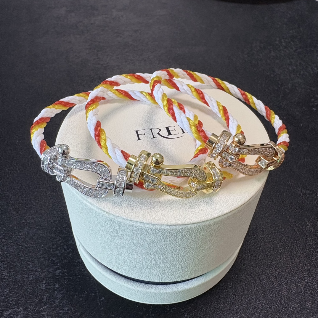 “High-End Tri-Coloured Nylon Bracelets with Gold Plating – Fashionable and Custom-Made” - 图片 9