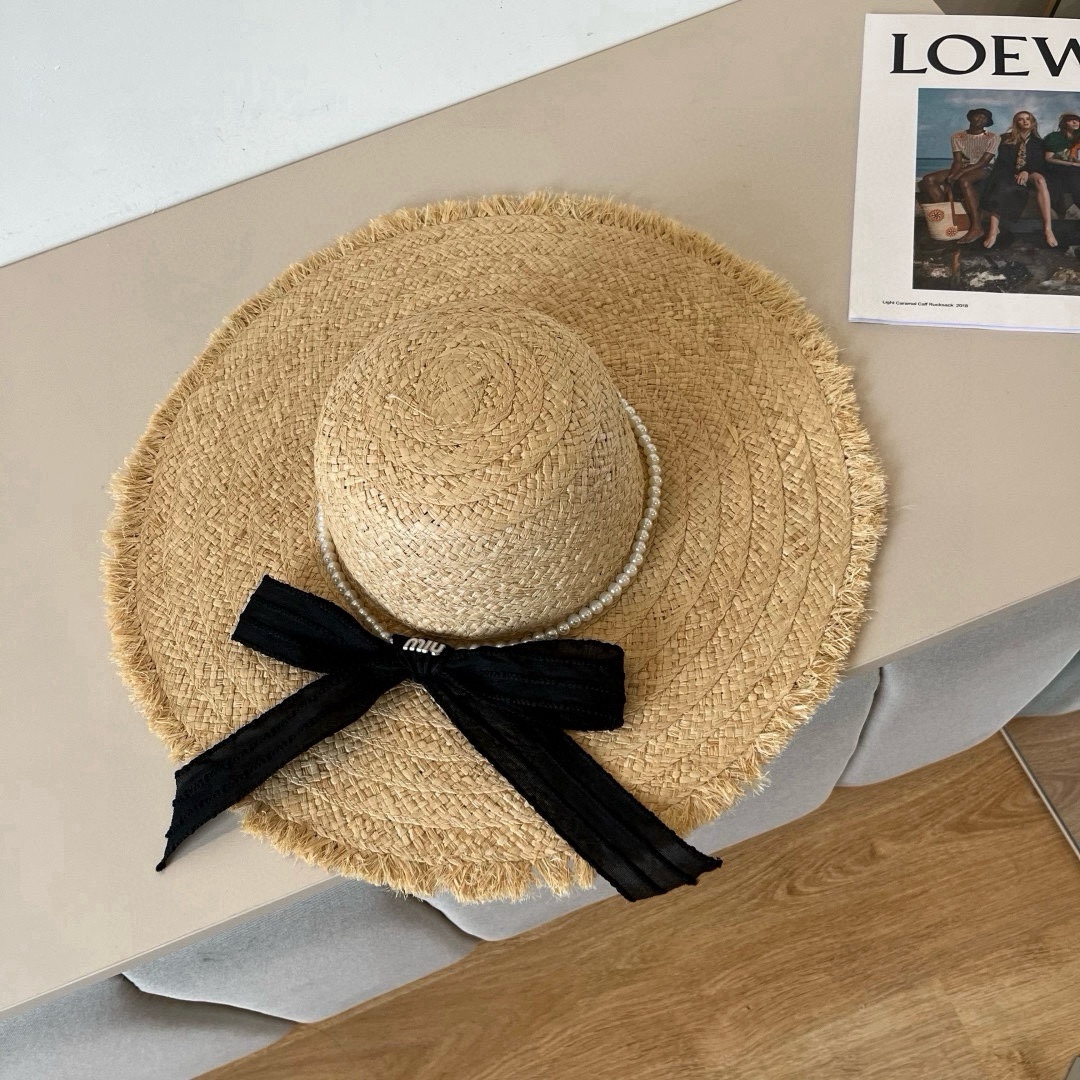 NO:355976,Miumiu Miu's new Rafia brim hat, sun beach hat, head circumference 57cm hat, straw hat, fisherman's hat, baseball hat, hat, miumiu, espadrilles, hatsmiumiu缪缪新款拉菲草大檐帽,太阳沙滩帽,头围57cm 帽子草帽渔夫帽棒球帽,帽子,miumiu,espadrilles,hats,hat
