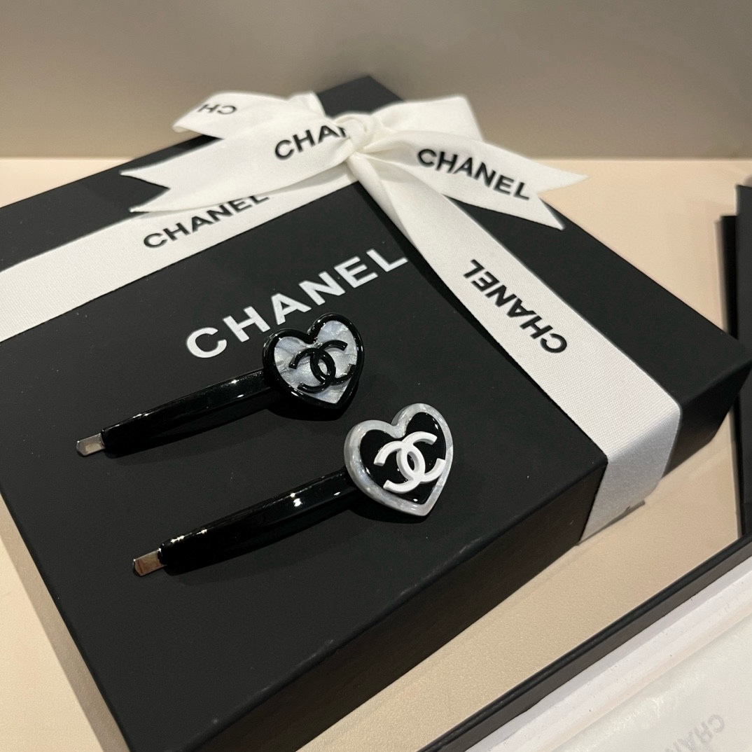 🆕《单个》


Chanel香奈儿发夹