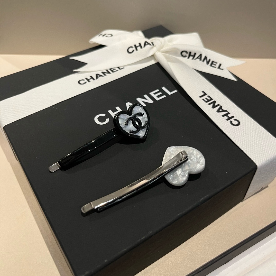 🆕《单个》


Chanel香奈儿发夹