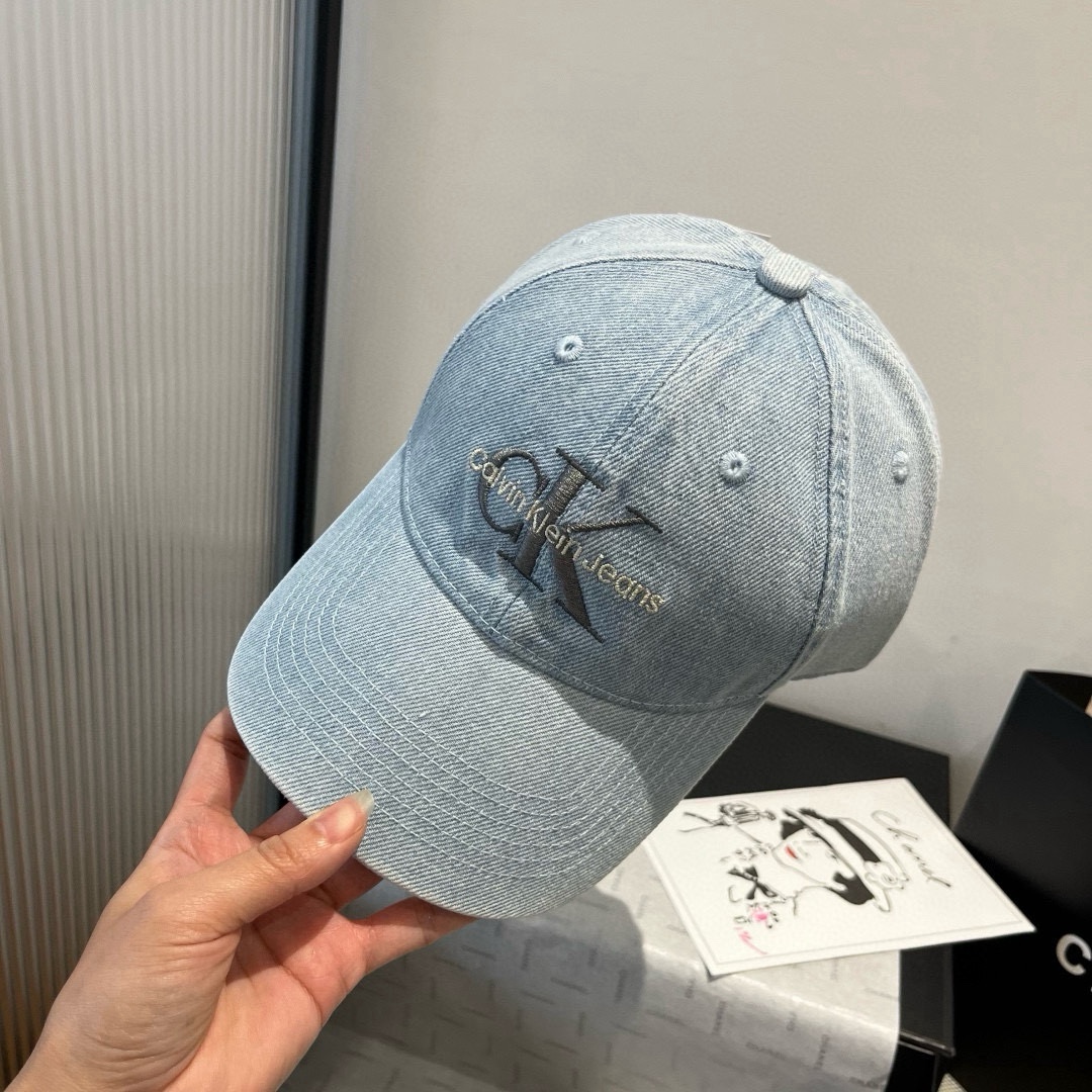 🆕

CK潮牌新款鸭舌帽，头围57cm