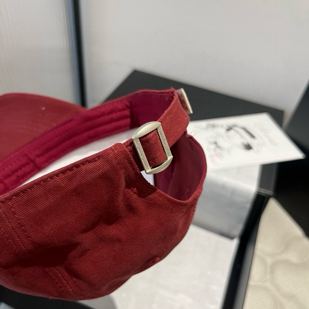 🆕

克罗心新款鸭舌帽，头围57cm