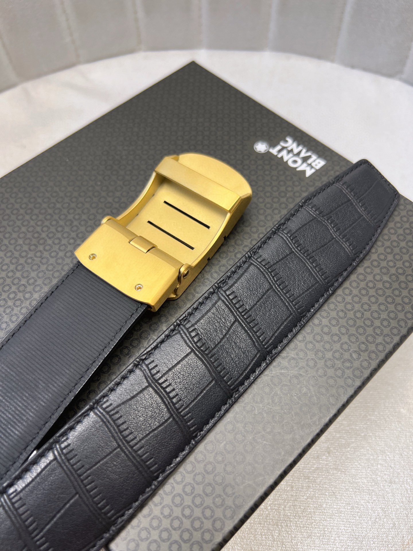 Italian Imported Cattle Belt with Automatic One-Headed Oxen-Skin Stripes - 图片 6
