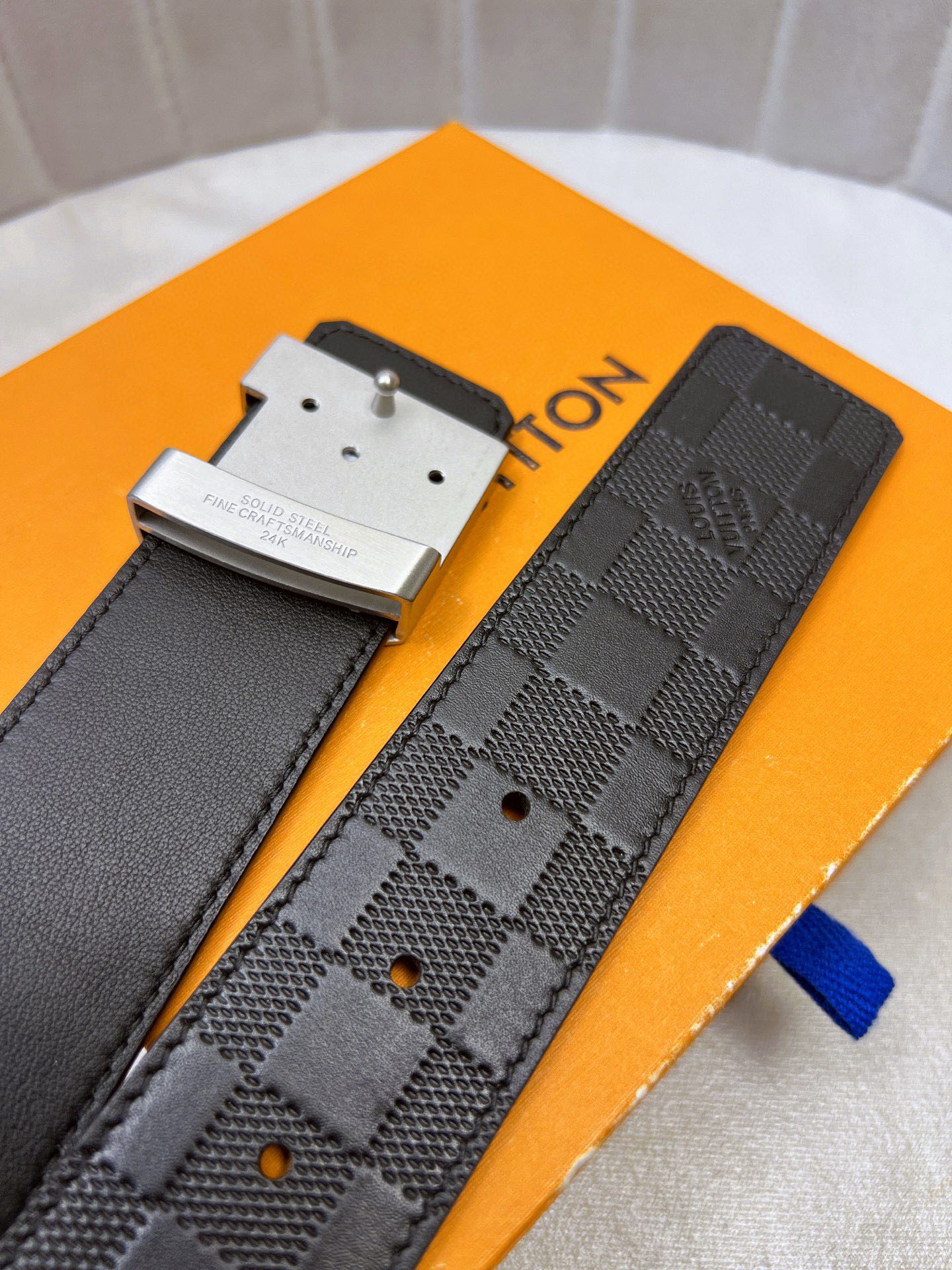 Luxury LV Belt: Original Oxen-Skin, Gold Knitted, Custom Leather, 4.0 Width Cabinet - 图片 6