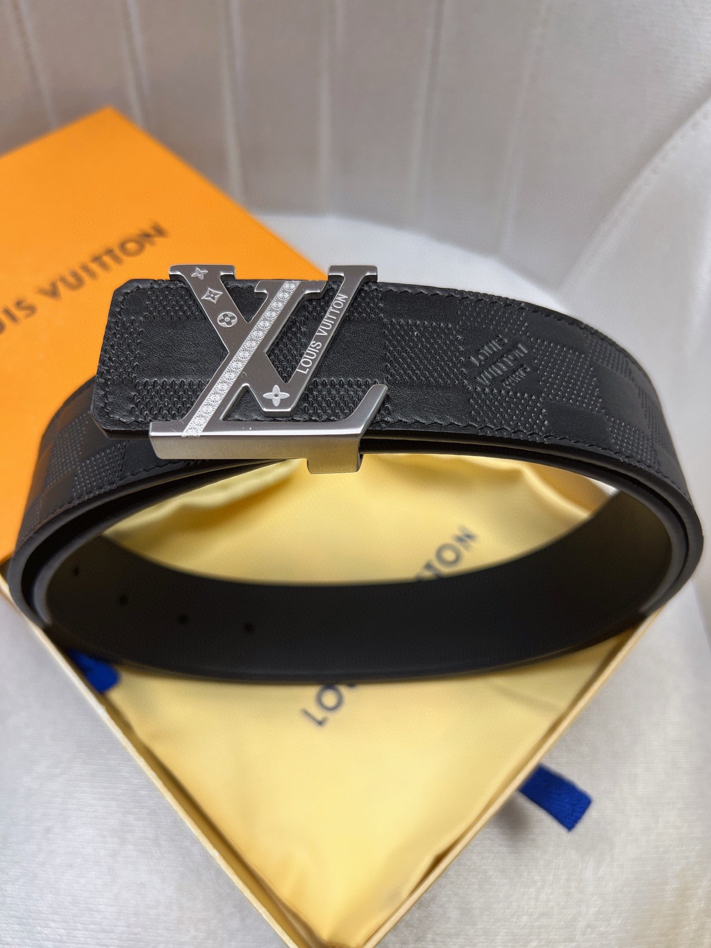 Luxury LV Belt: Original Oxen-Skin, Gold Knitted, Custom Leather, 4.0 Width Cabinet