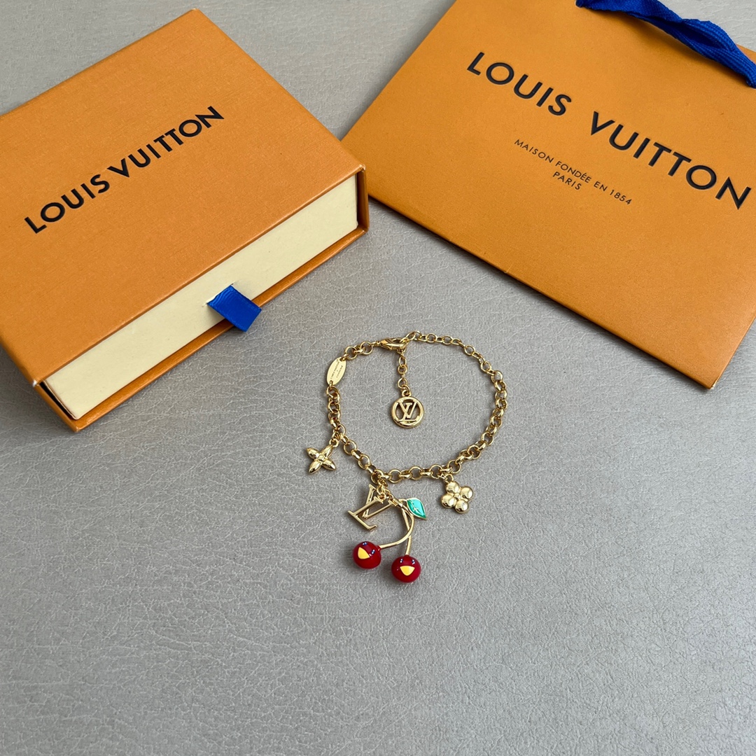 【】原单货 LV 手链🔹🔹Louis Vuitton 路易威登 🔹专柜一致材质 火爆款出货 设计独特 复