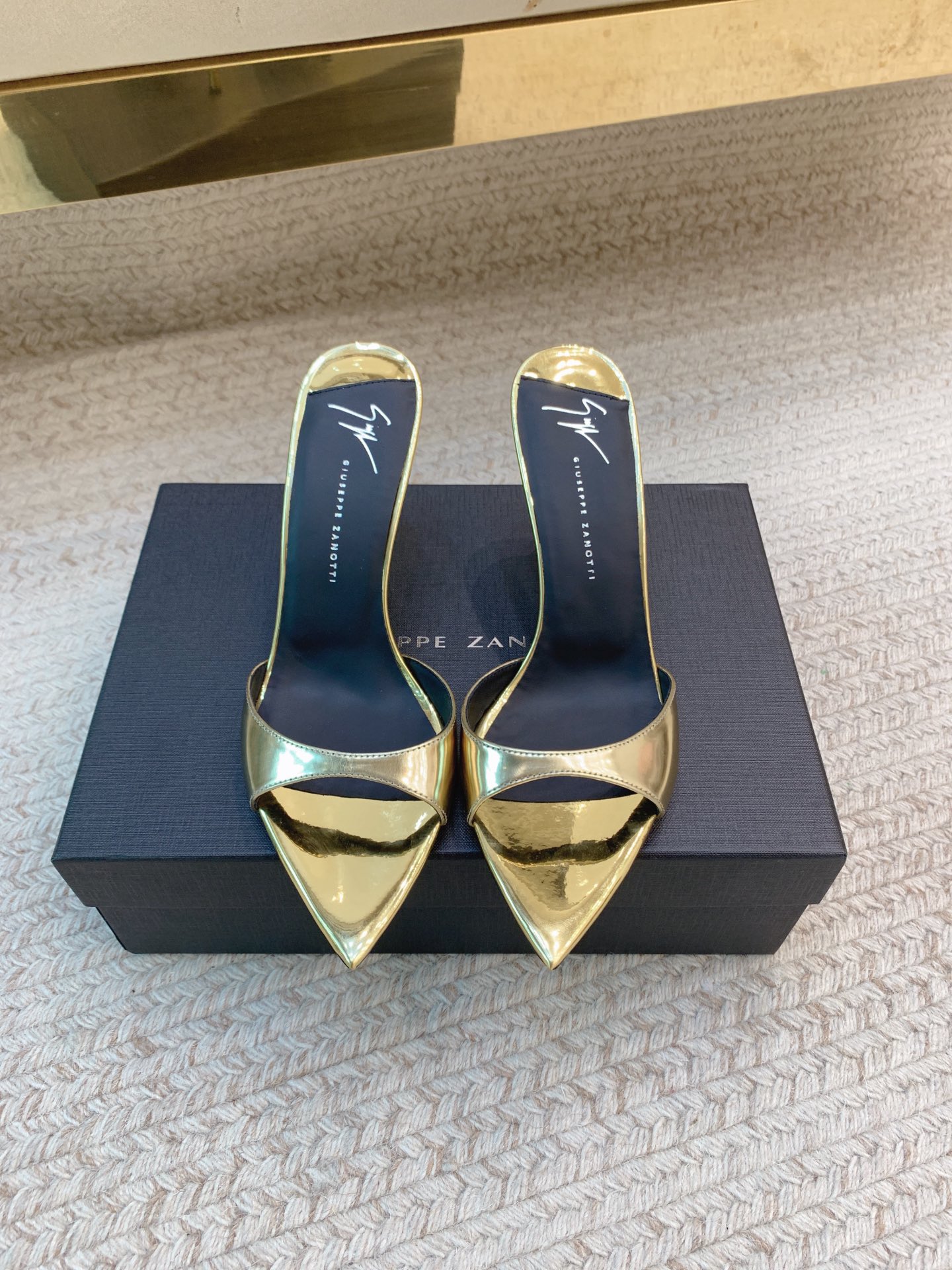 High-quality Giuseppe Zanotti SS25 Heels and Slippers in Various Sizes and Colors - 图片 5