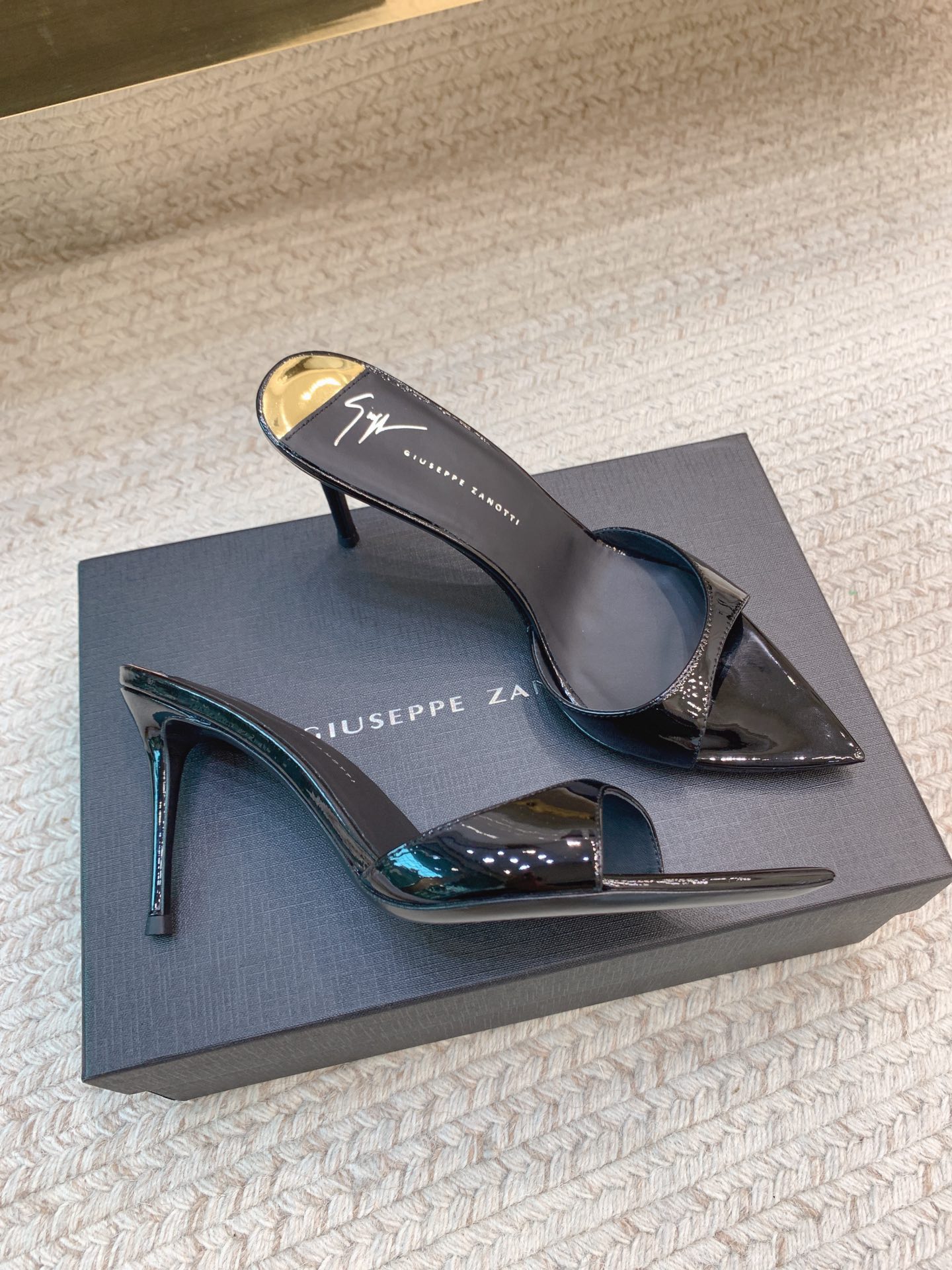High-Quality Giuseppe Zanotti SS25 Heels and Slippers in Various Sizes, 744 Available