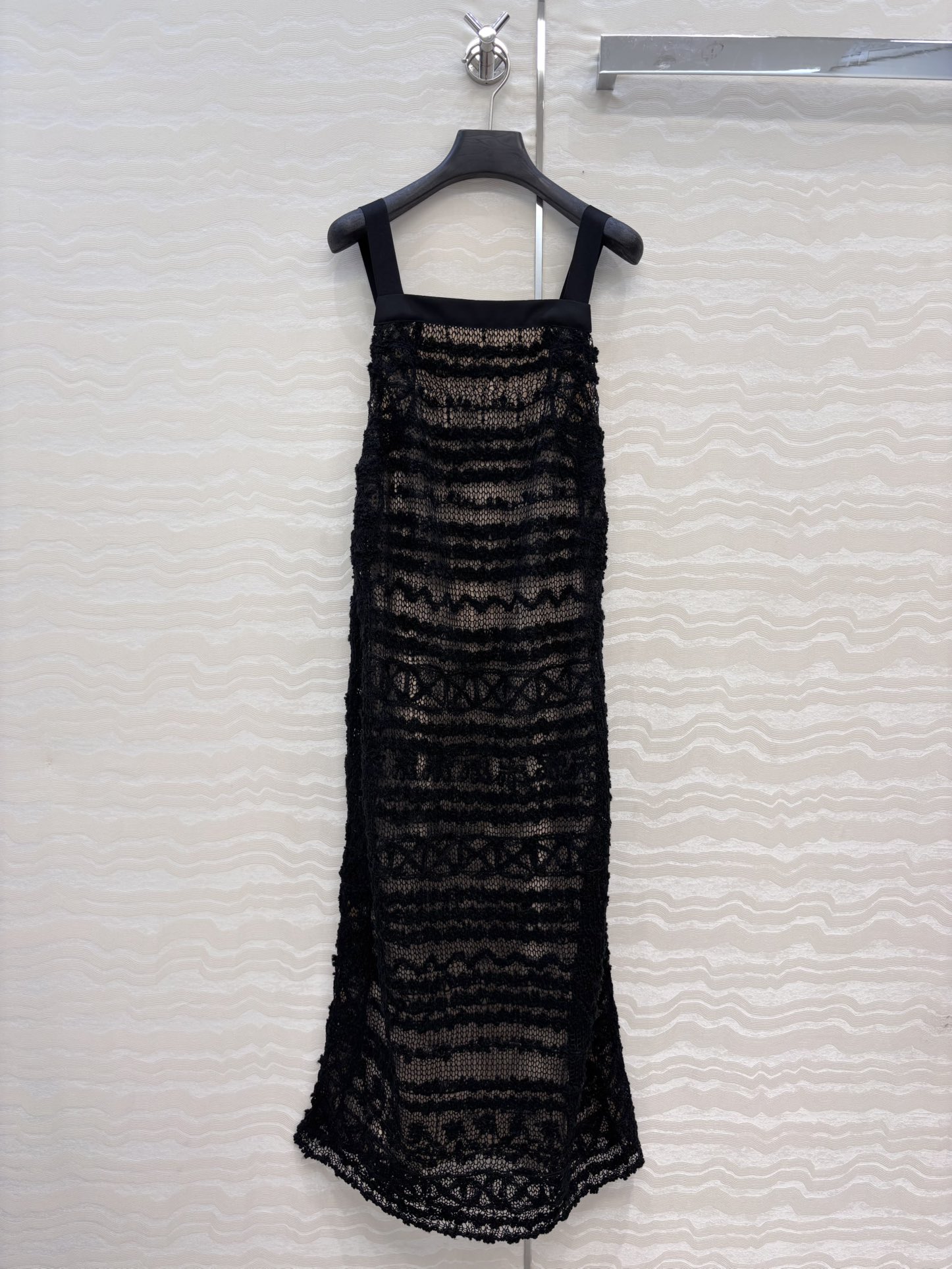 独家首发❤️原单品质，coco高定手工坊。绝美小仙女度假氛氛围穿搭！白富美神器！重工艺蚕丝缕空勾花编织工