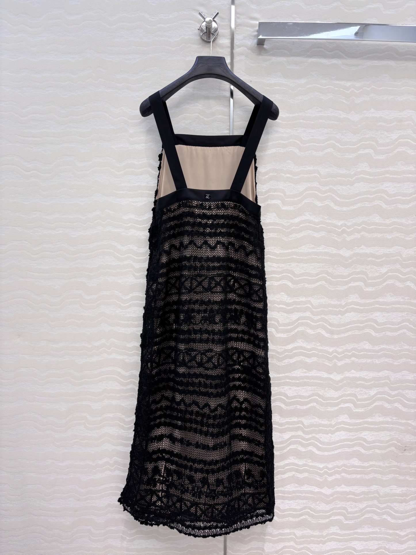 独家首发❤️原单品质，coco高定手工坊。绝美小仙女度假氛氛围穿搭！白富美神器！重工艺蚕丝缕空勾花编织工